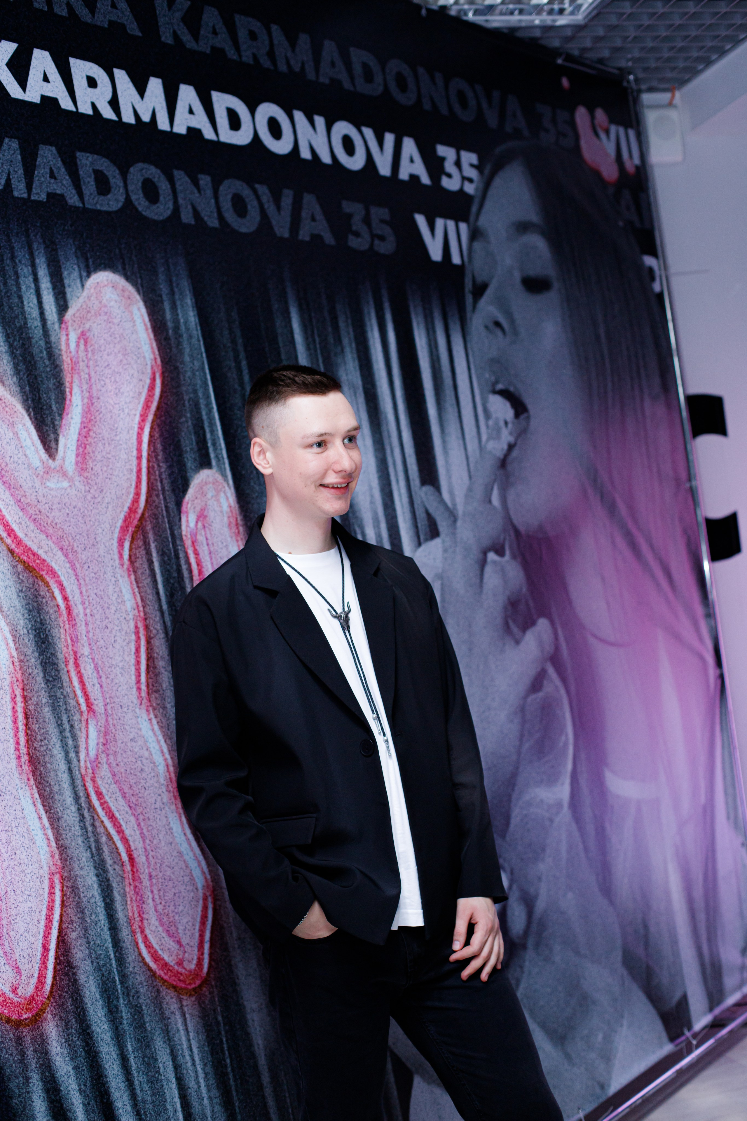 VIKA KARMADONOVA. Photokarish