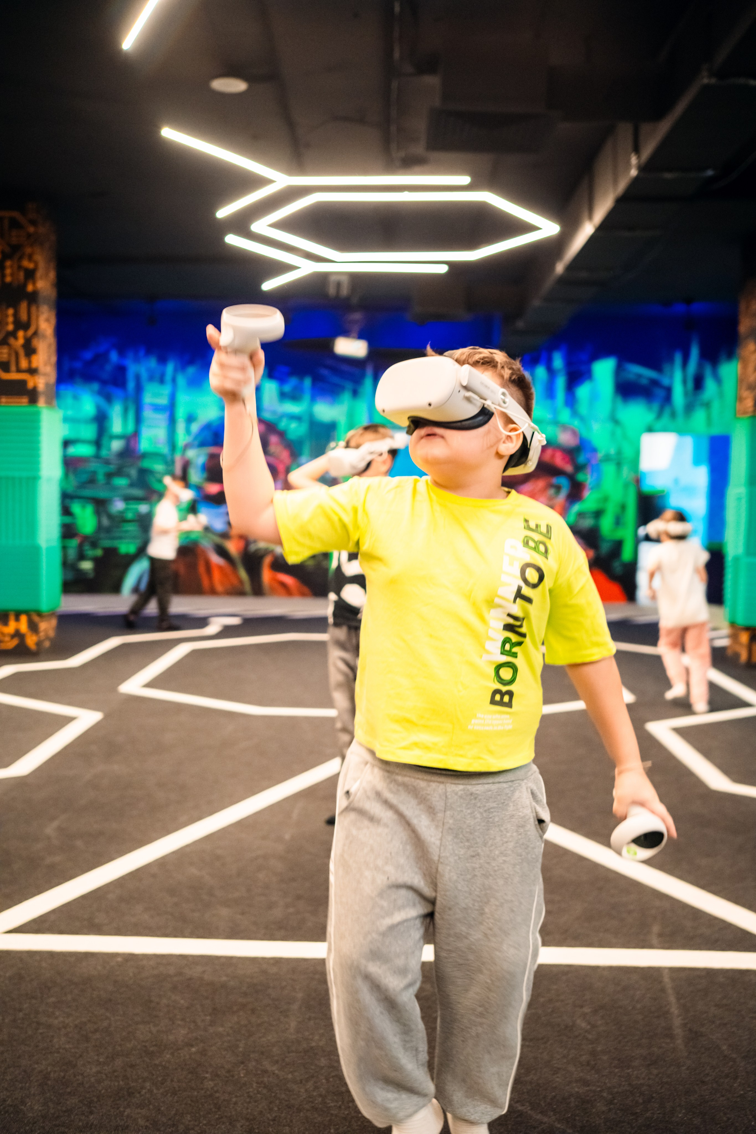 VR (November-December 2024). Felixtones