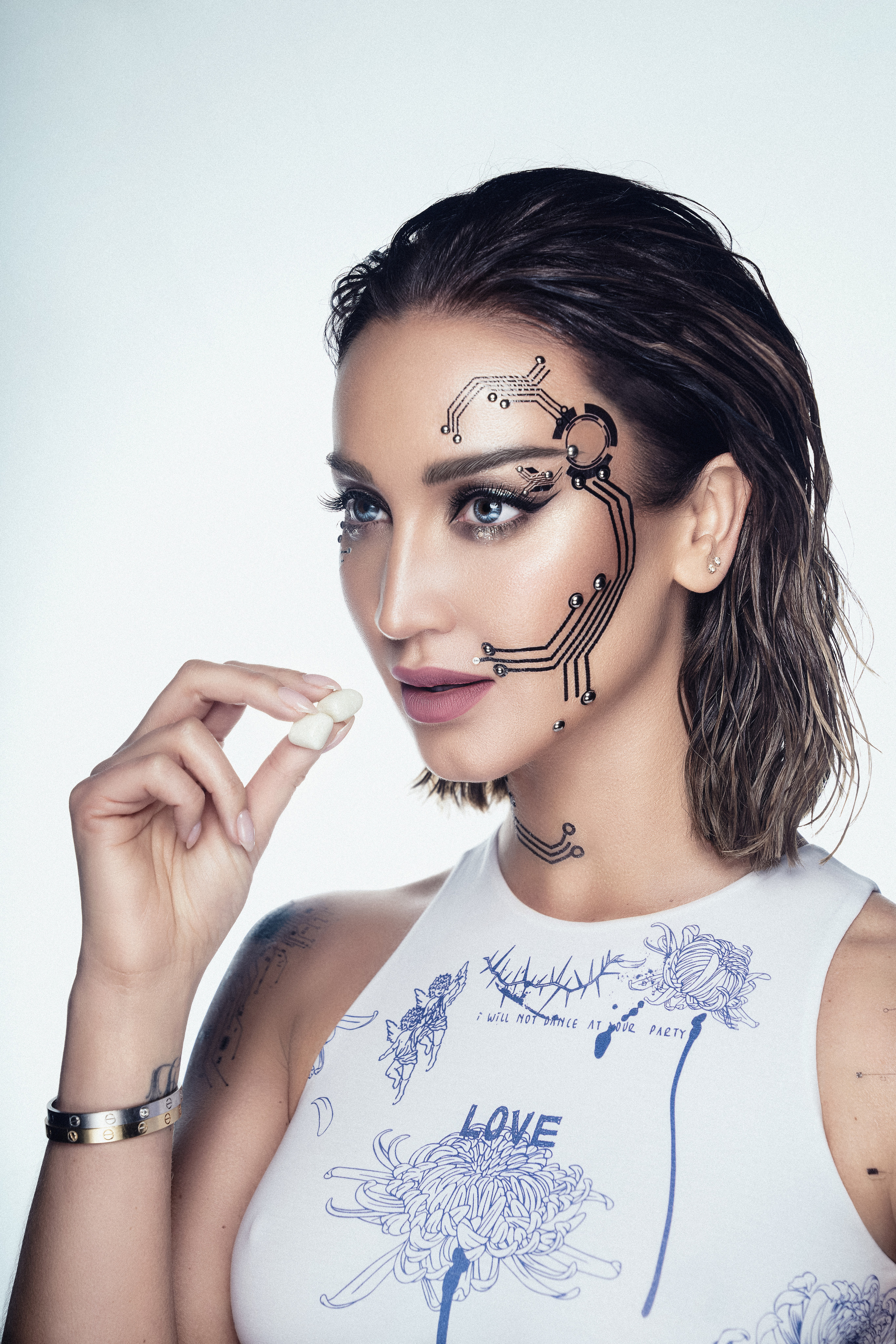 Портретная съемка образов для Ольги Бузовой на клипе «Орбит без сахара». Андрей Лоос фотограф стилист Москва