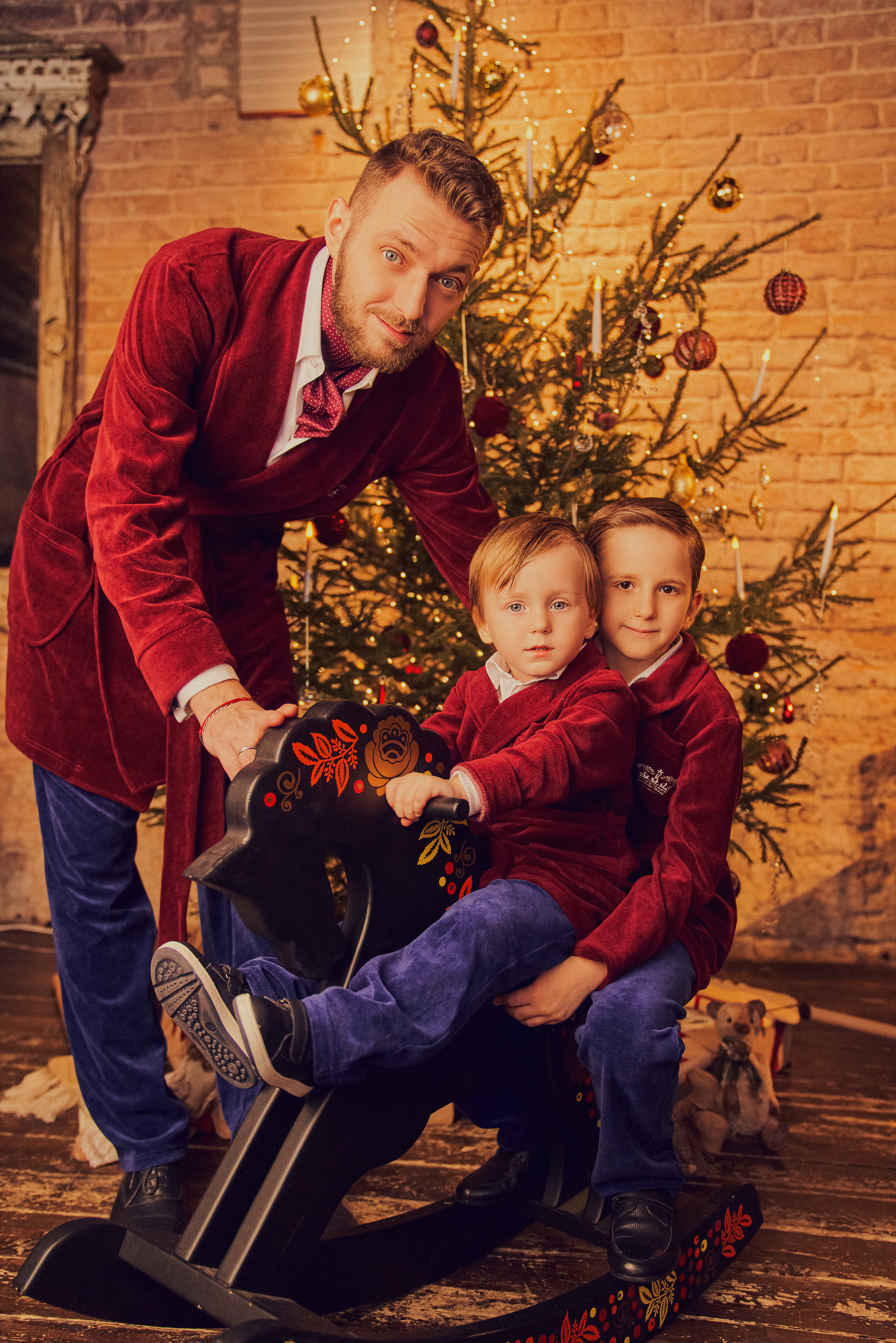 Роскошная Рождественская съемка парадный портрет для семейства Фалеевых. Андрей Лоос фотограф стилист Москва