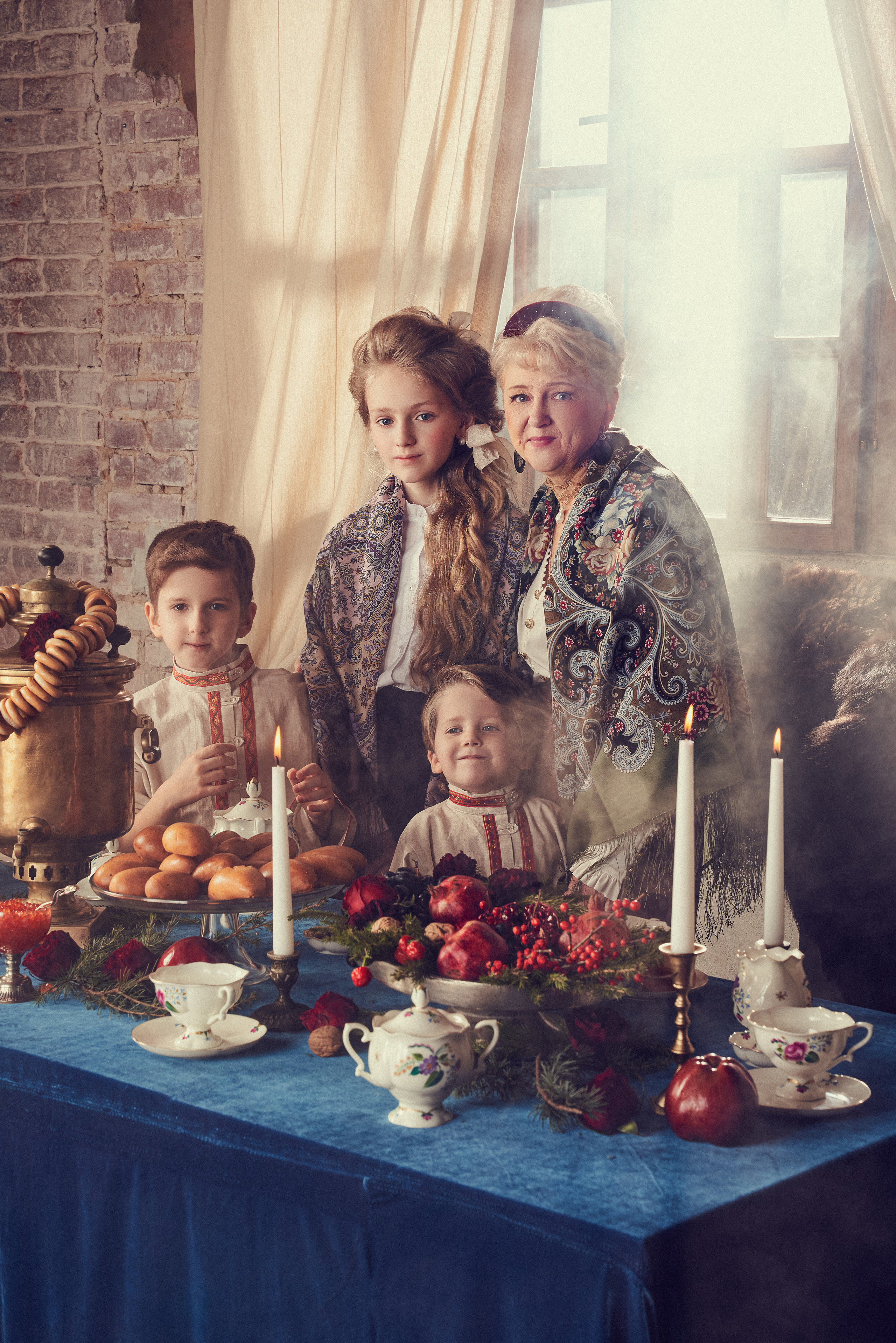 Роскошная Рождественская съемка парадный портрет для семейства Фалеевых. Андрей Лоос фотограф стилист Москва