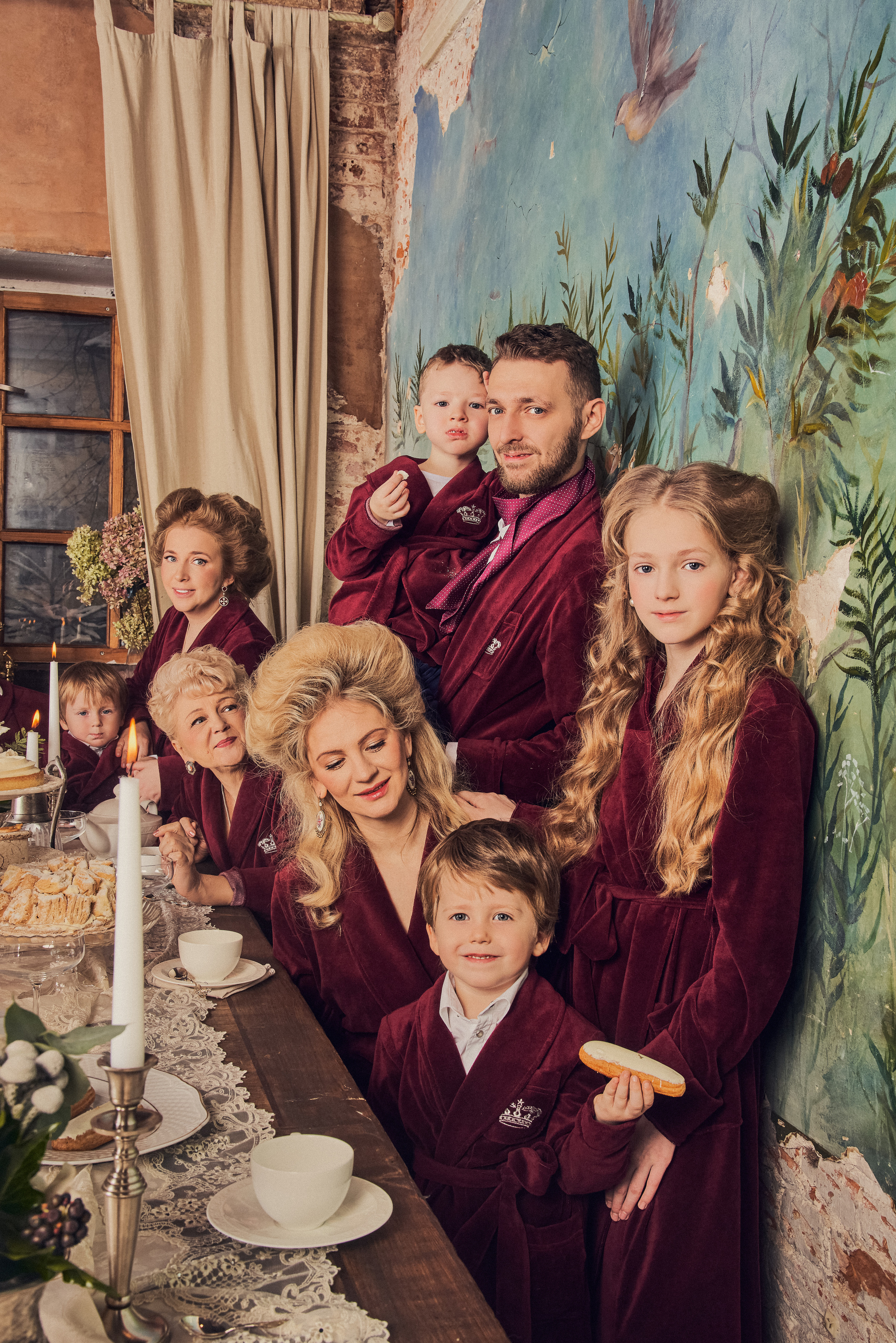 Роскошная Рождественская съемка парадный портрет для семейства Фалеевых. Андрей Лоос фотограф стилист Москва