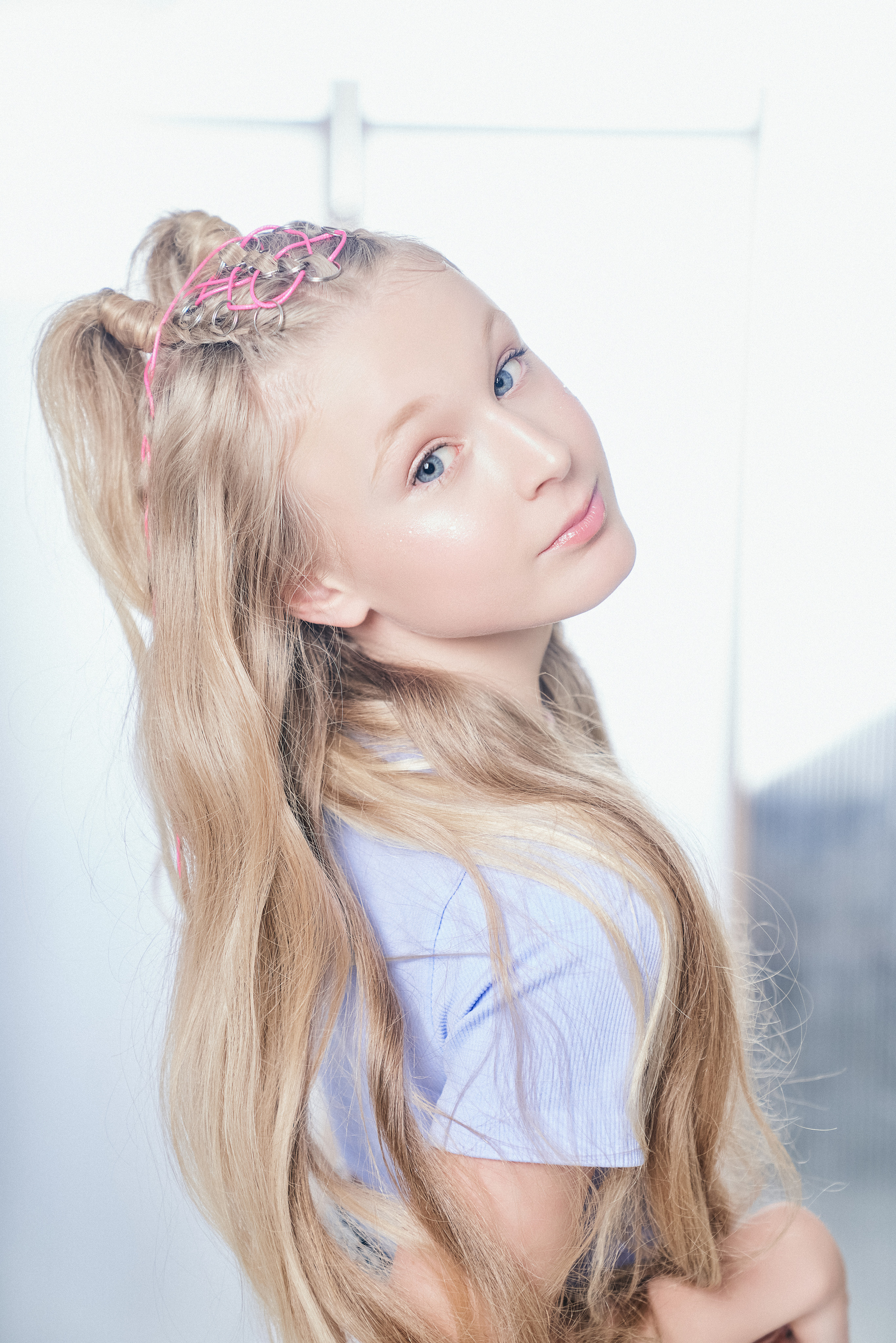 Фотосессия для конкурса «Детское Евровидение» для Тани Меженцевой. Андрей Лоос фотограф стилист Москва