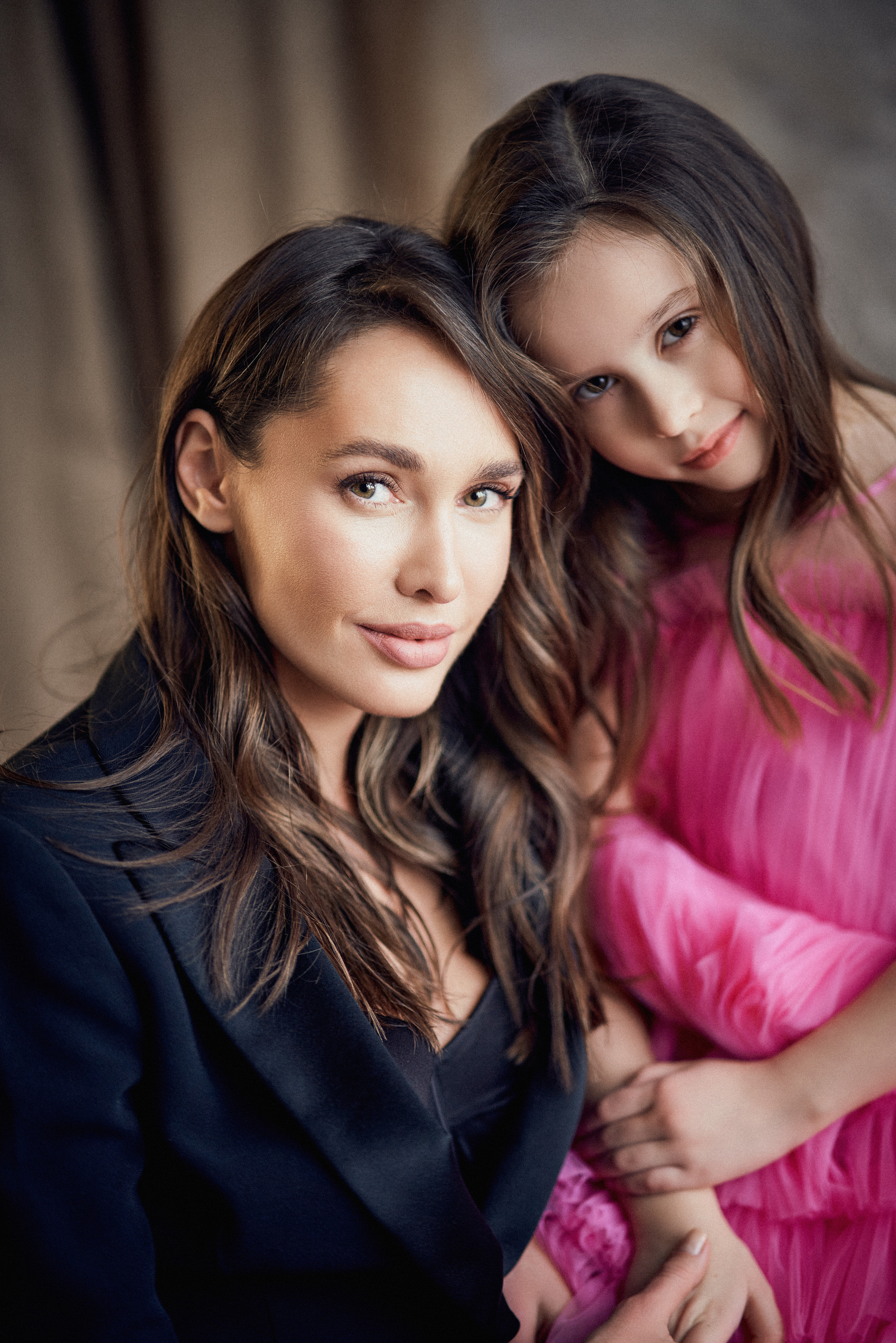 Имиджевая, студийная, семейная фотосессия для Наташи Ростовой. Андрей Лоос фотограф стилист Москва