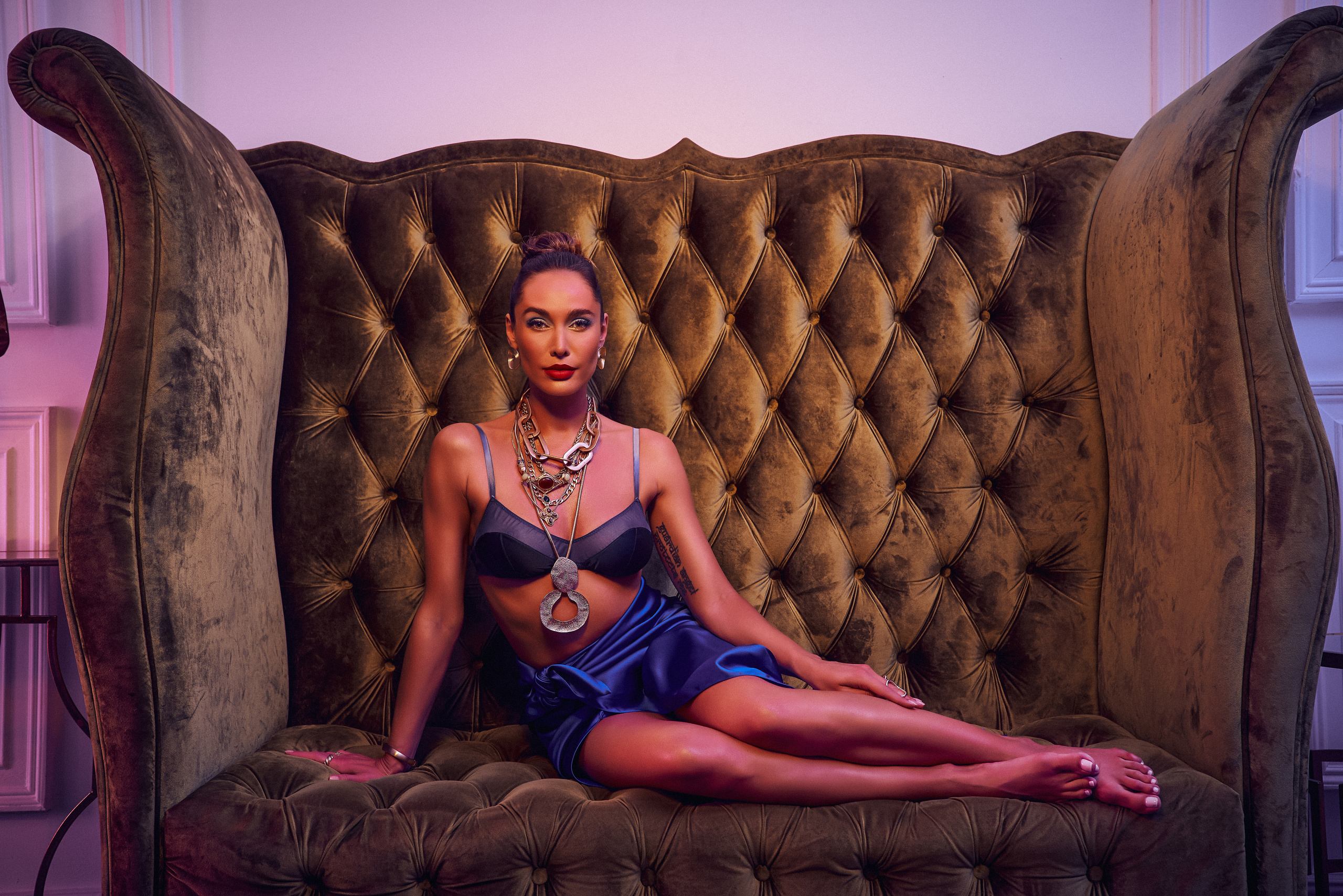 Студийная фотосессия портфолию для Наташи Ростовой. Андрей Лоос фотограф стилист Москва