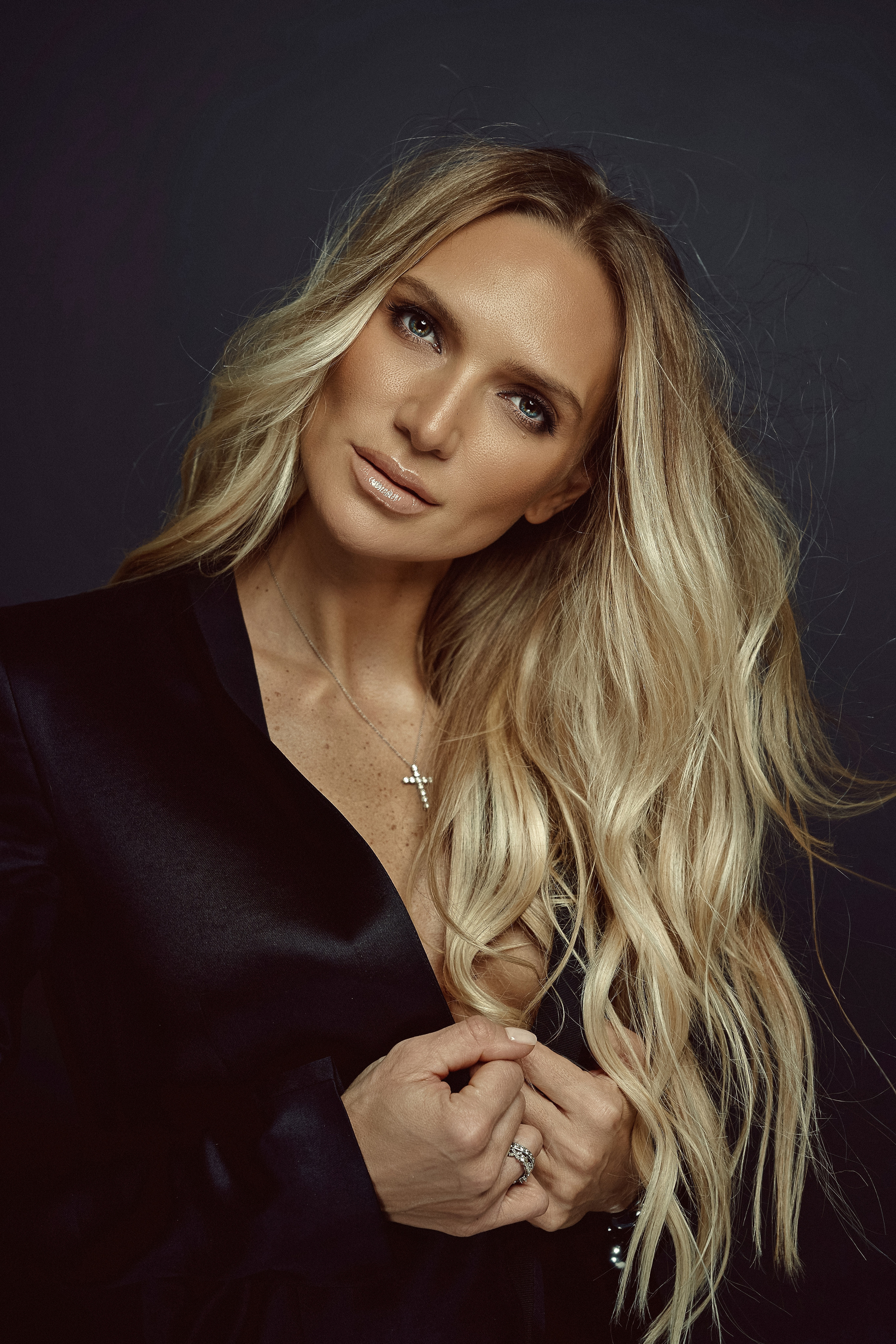 Имиджевая портретная фотосессия для красотки Юлии. Андрей Лоос фотограф стилист Москва