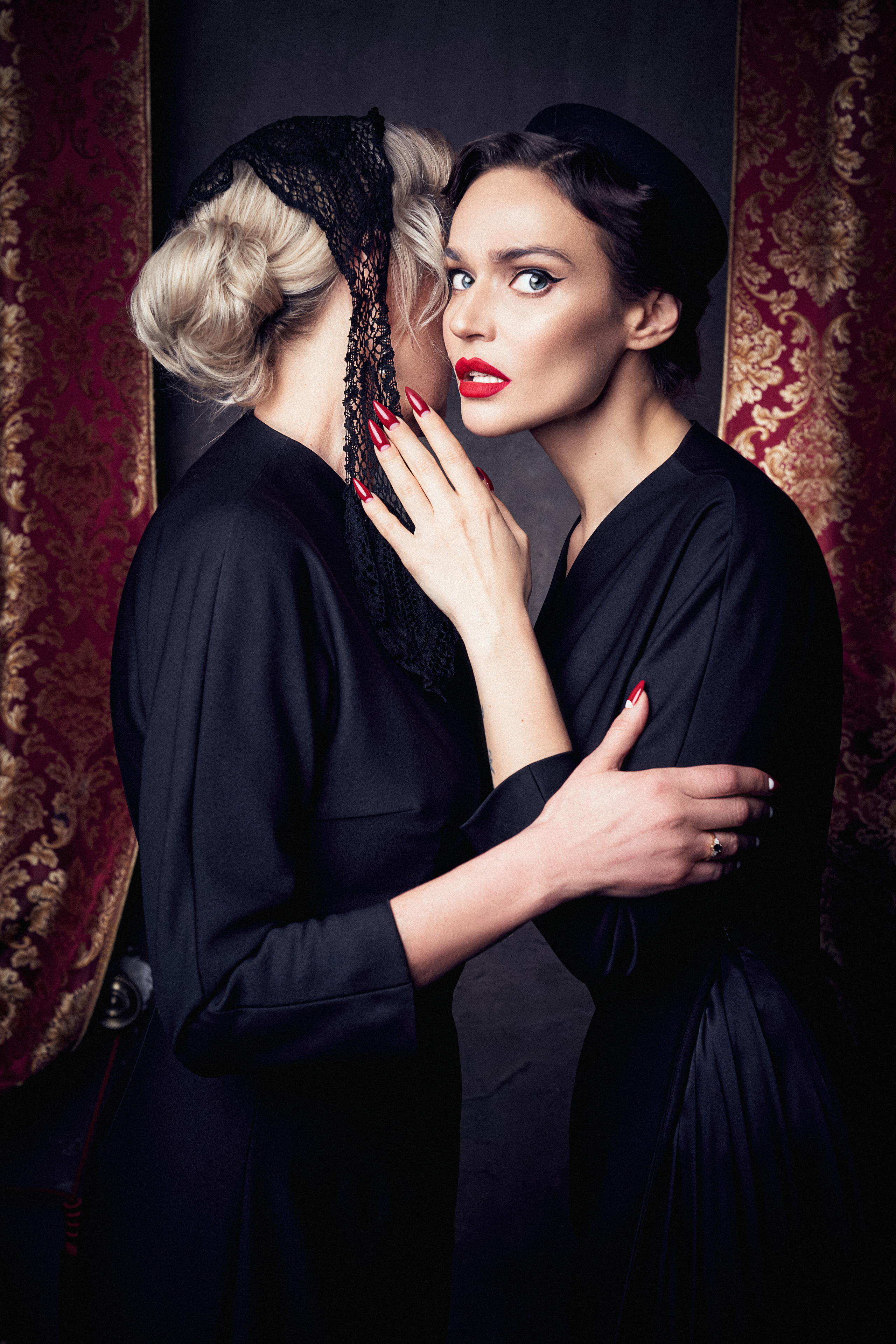 Съемка с Аленой Водонаевой для модного дома Yakuwich. Андрей Лоос фотограф стилист Москва