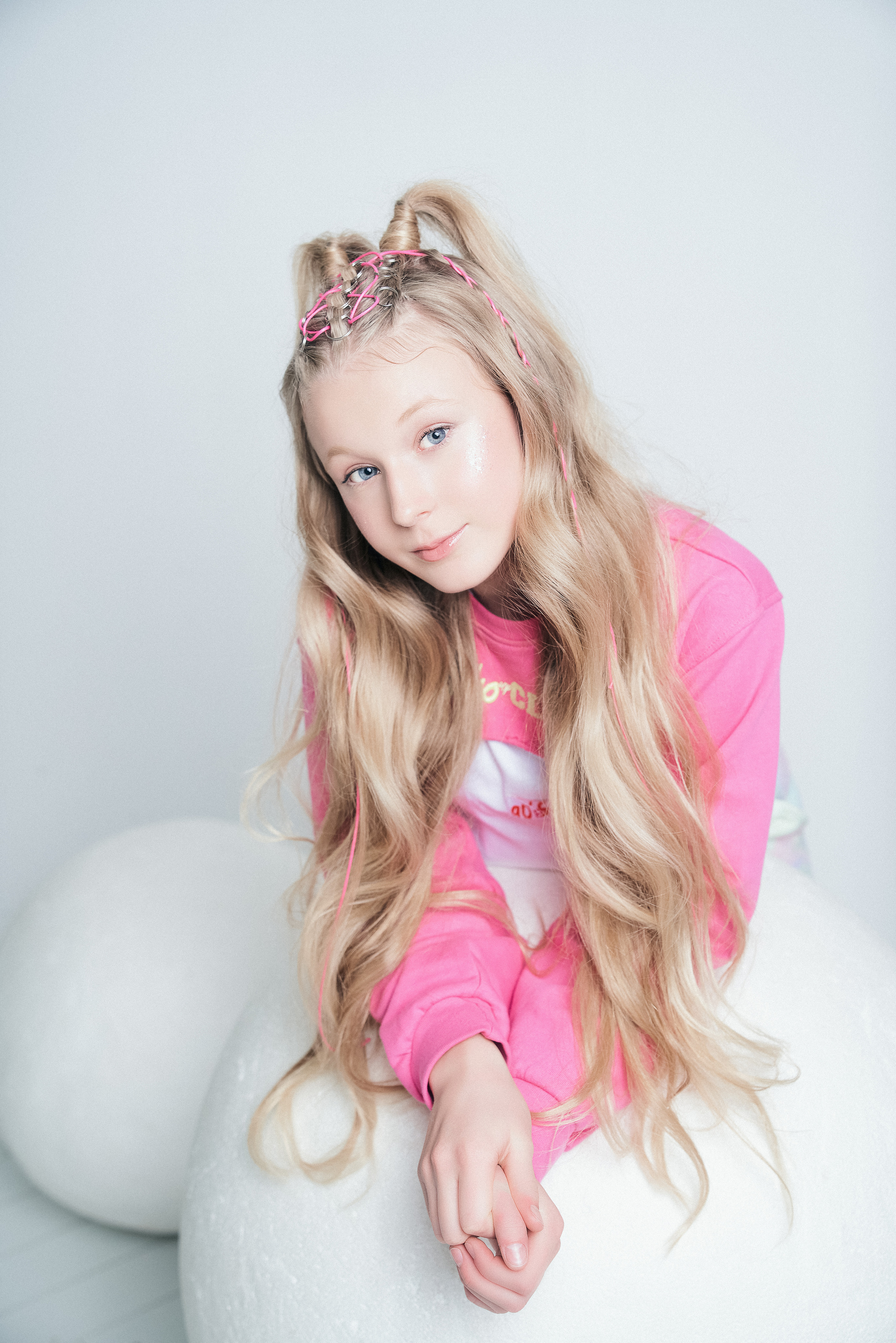 Фотосессия для конкурса «Детское Евровидение» для Тани Меженцевой. Андрей Лоос фотограф стилист Москва