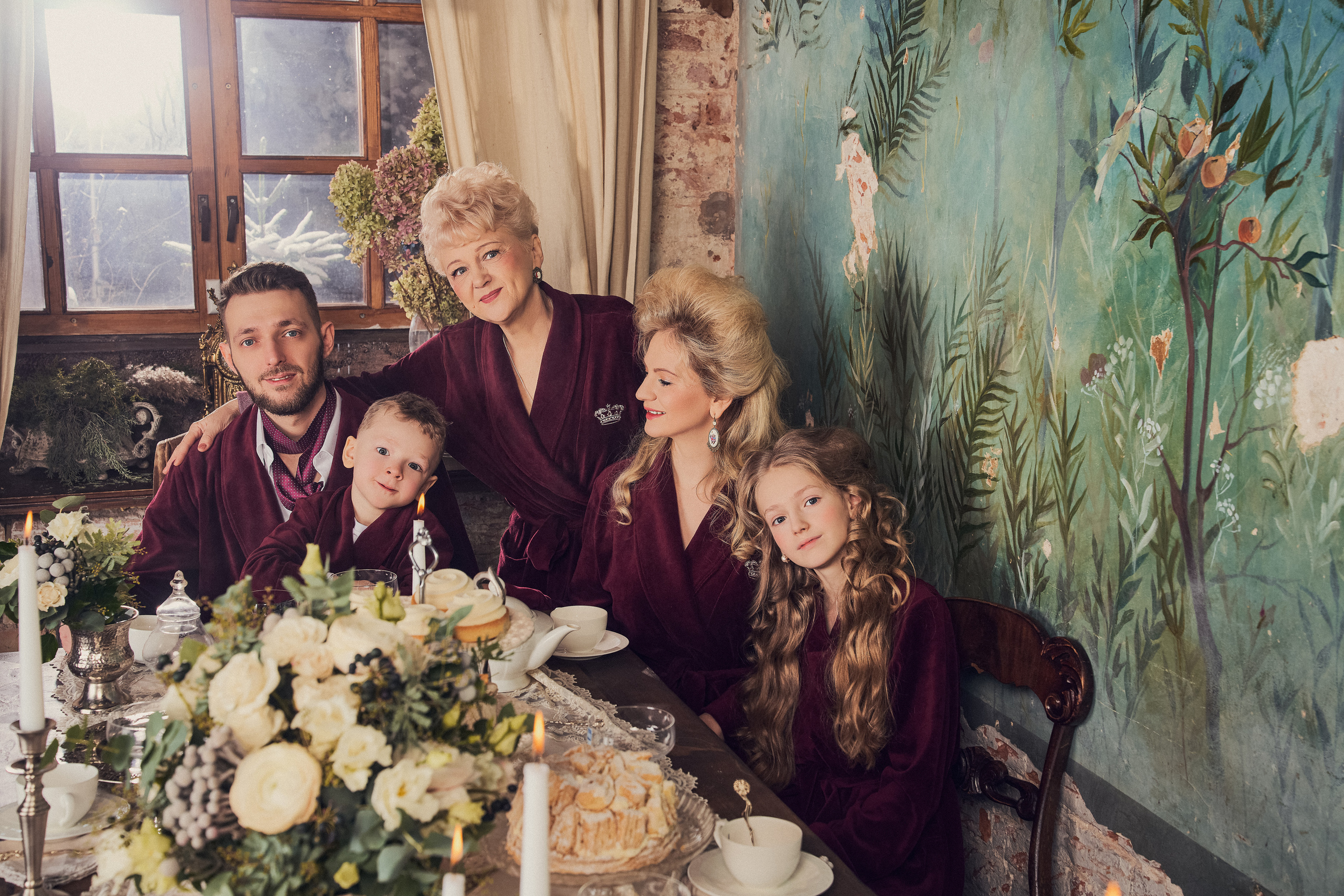 Роскошная Рождественская съемка парадный портрет для семейства Фалеевых. Андрей Лоос фотограф стилист Москва