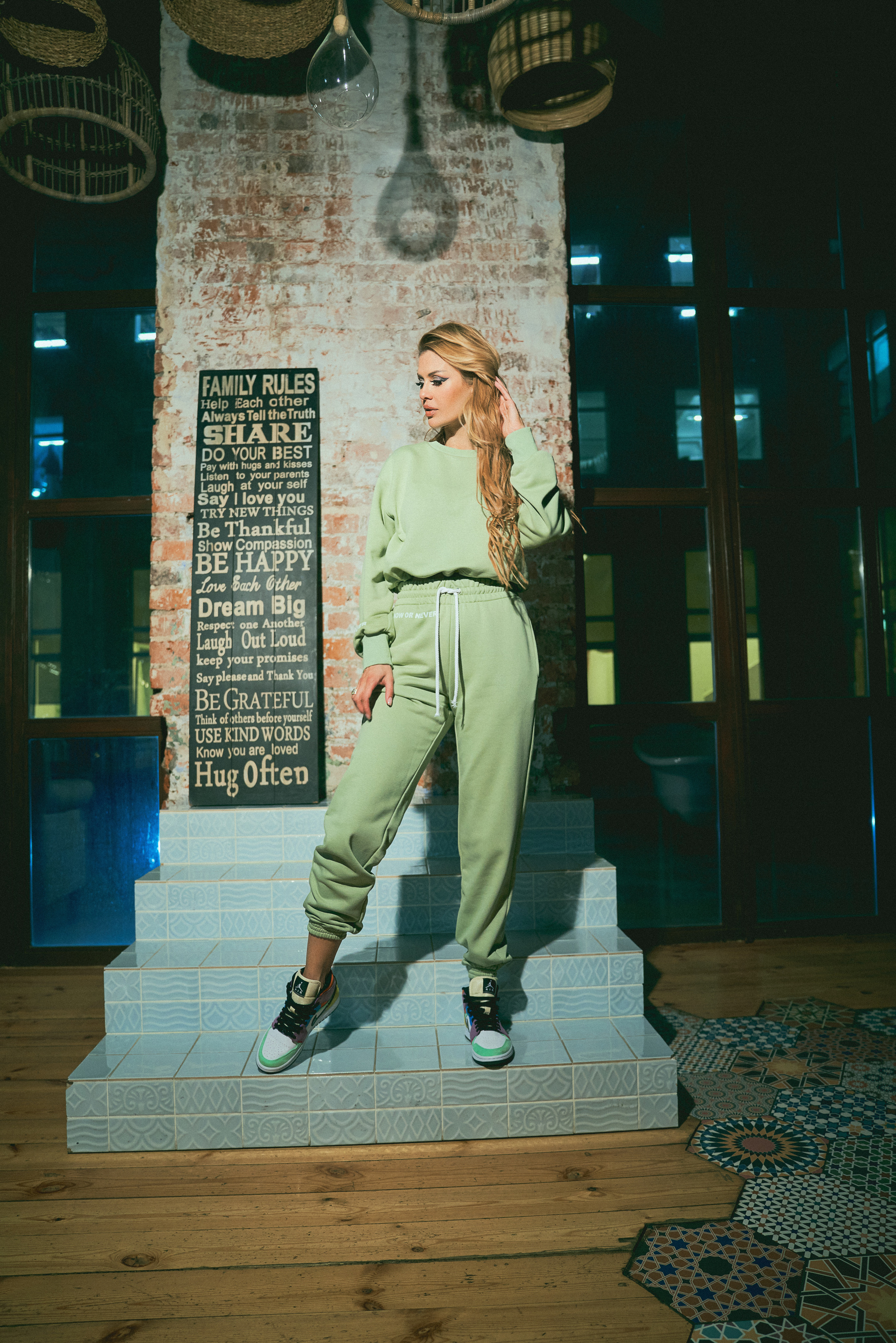 Фотосессия для Виктория Боня Джинс. Андрей Лоос фотограф стилист Москва