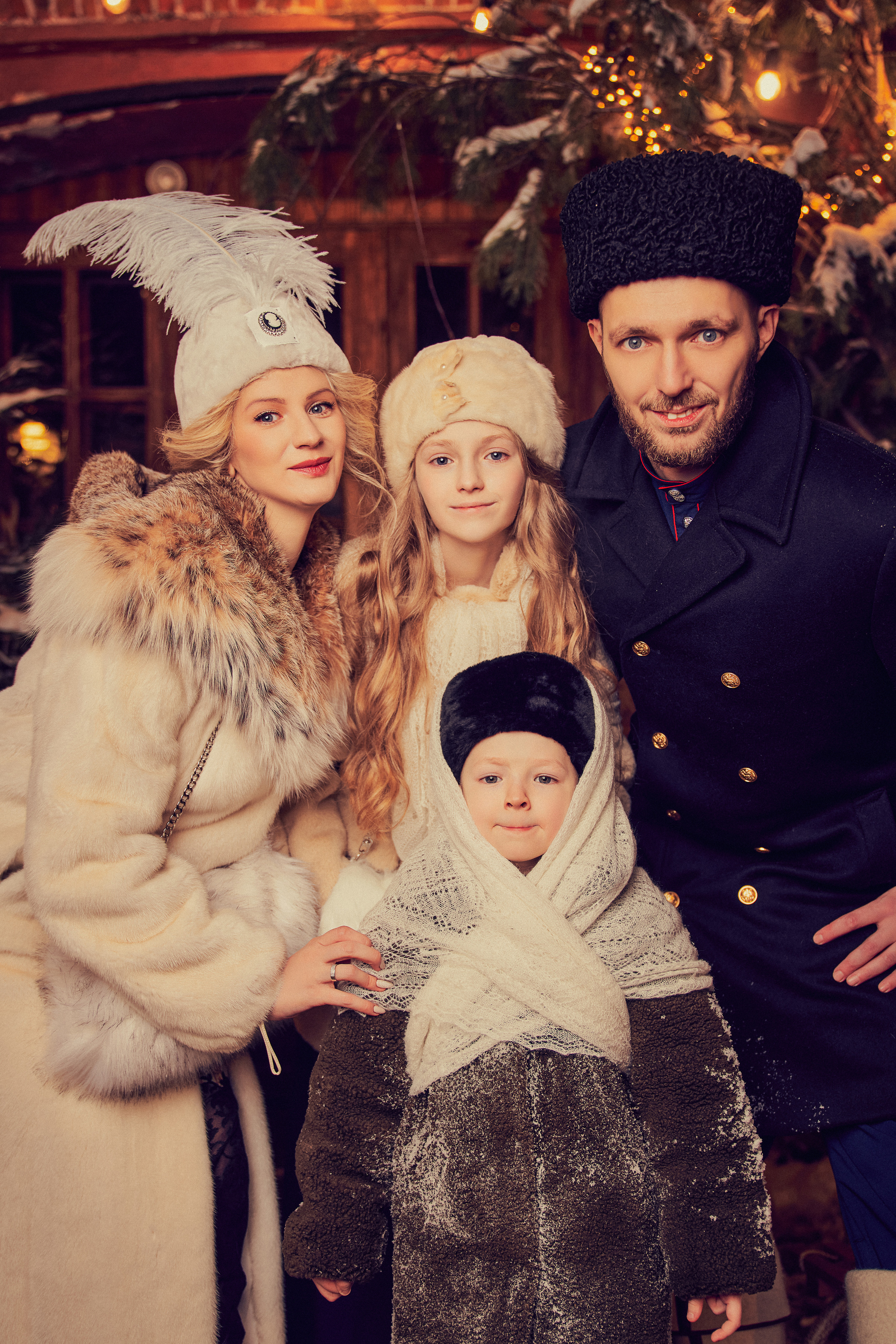 Роскошная Рождественская съемка парадный портрет для семейства Фалеевых. Андрей Лоос фотограф стилист Москва