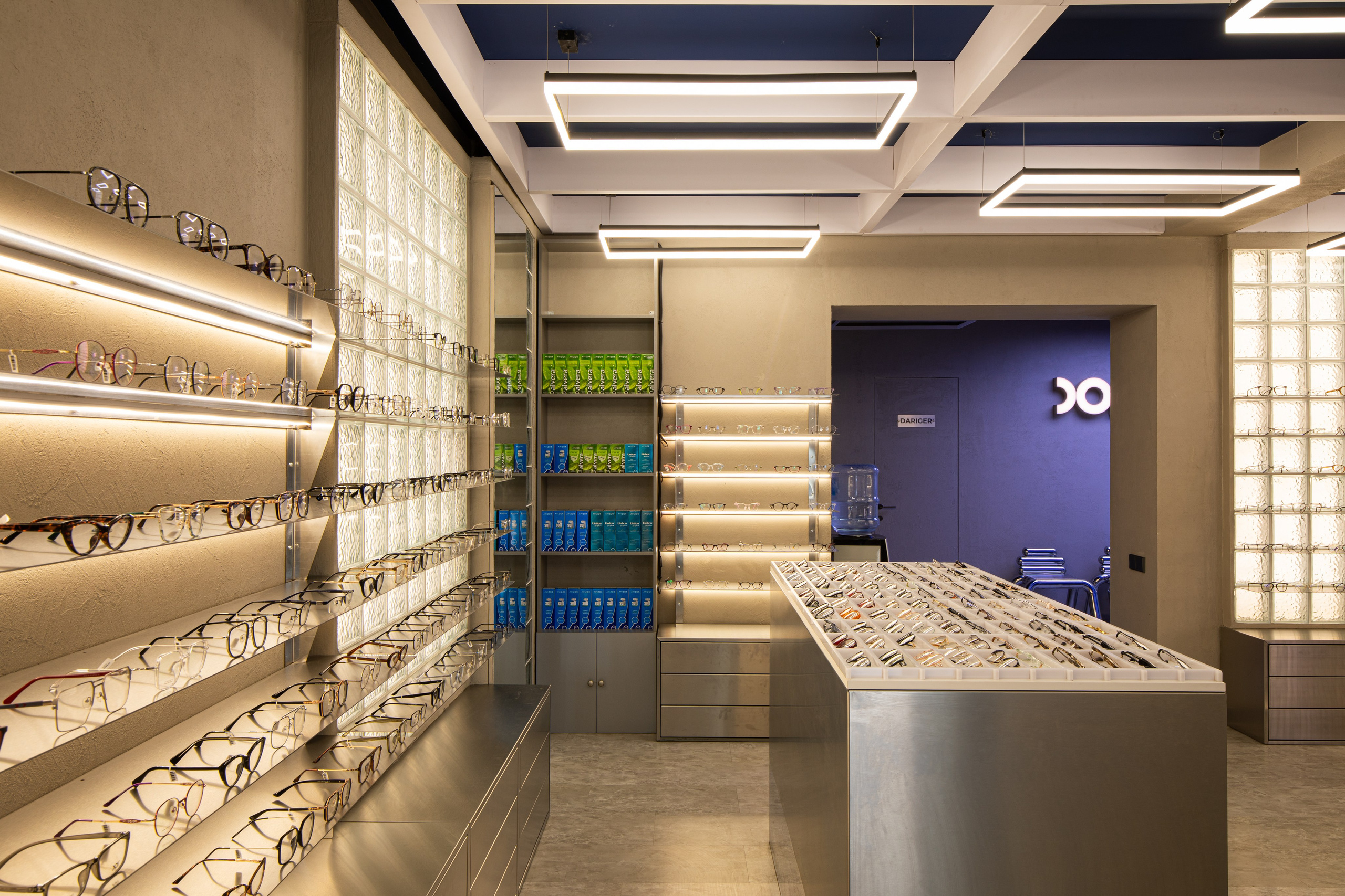 Профессиональная интерьерная съёмка бутика в Алматы