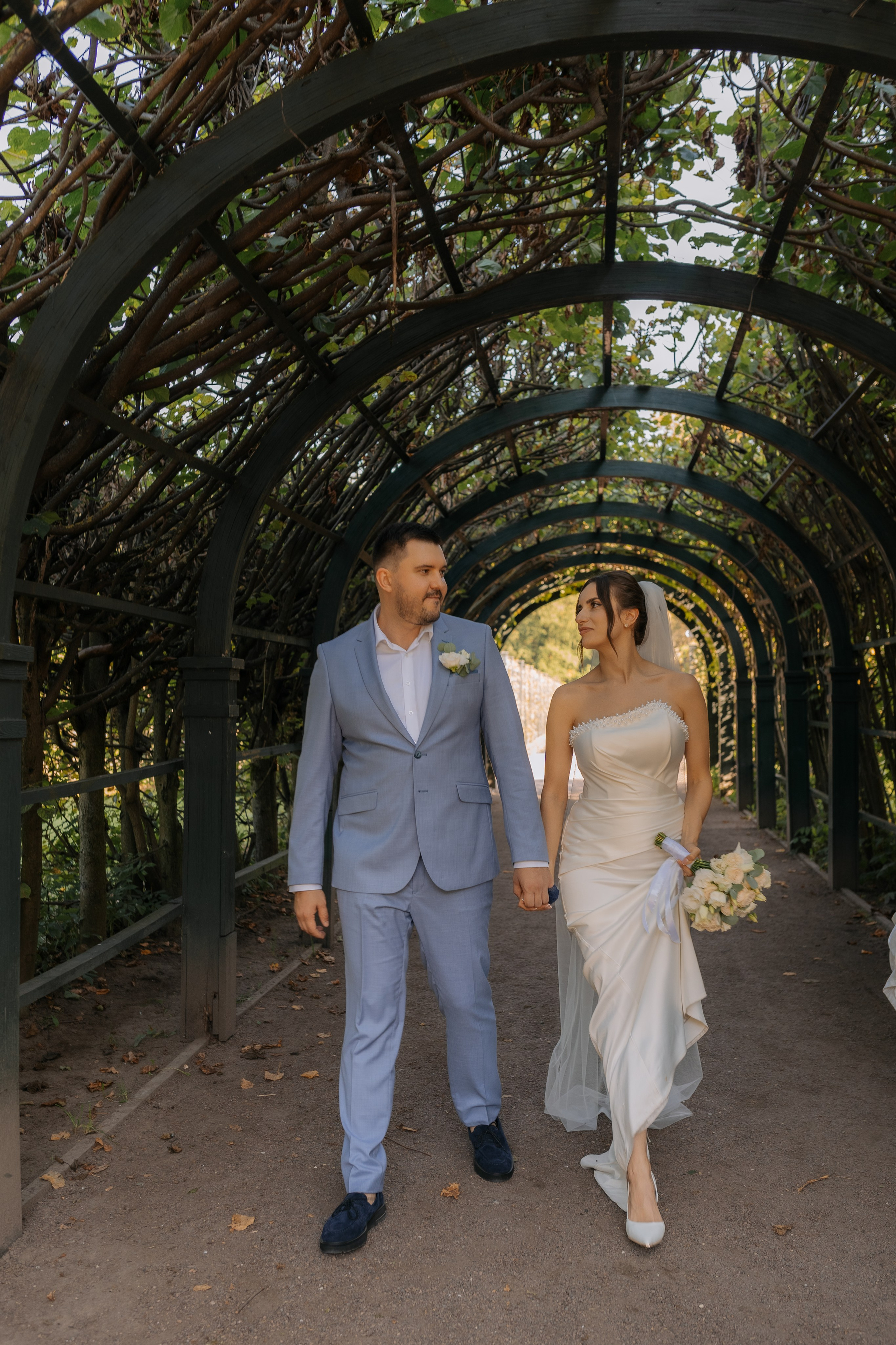 Свадебная фотосессия в Москве, парк Кусково. Свадебный фотограф в Москве Анна Полушина