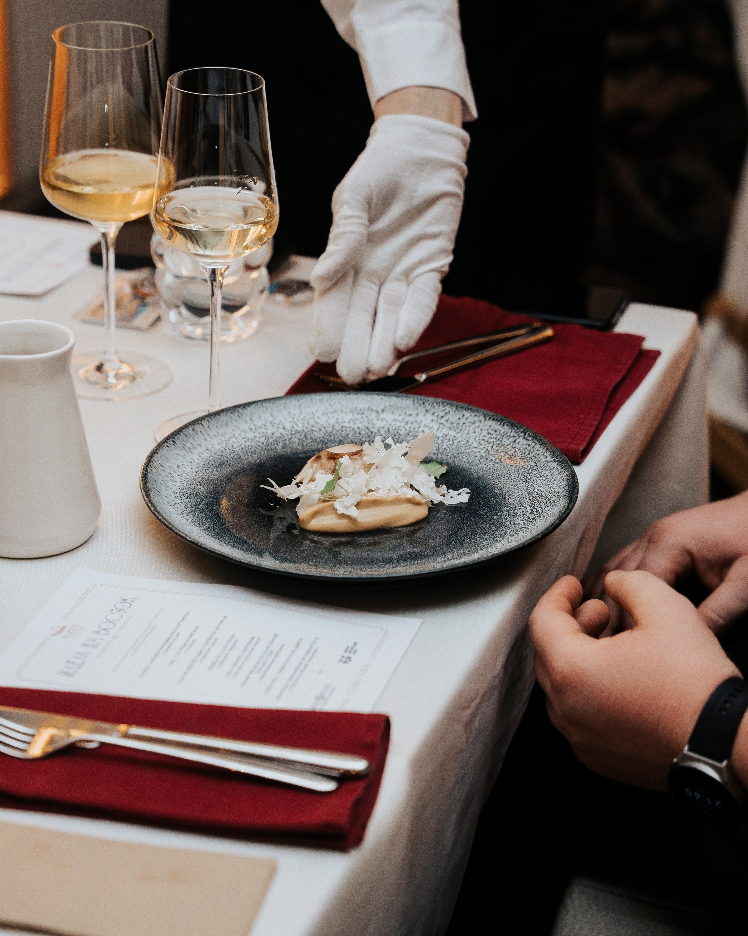 ГАСТРОЛЬНЫЙ УЖИН В MAIN WINE «ИДЕМ НА ВОСТОК. ГОРДИМСЯ ДОСТОЯНИЕМ». СВОИ. ФОТООТЧЕТЫ-СОБЫТИЯ-МЕСТА