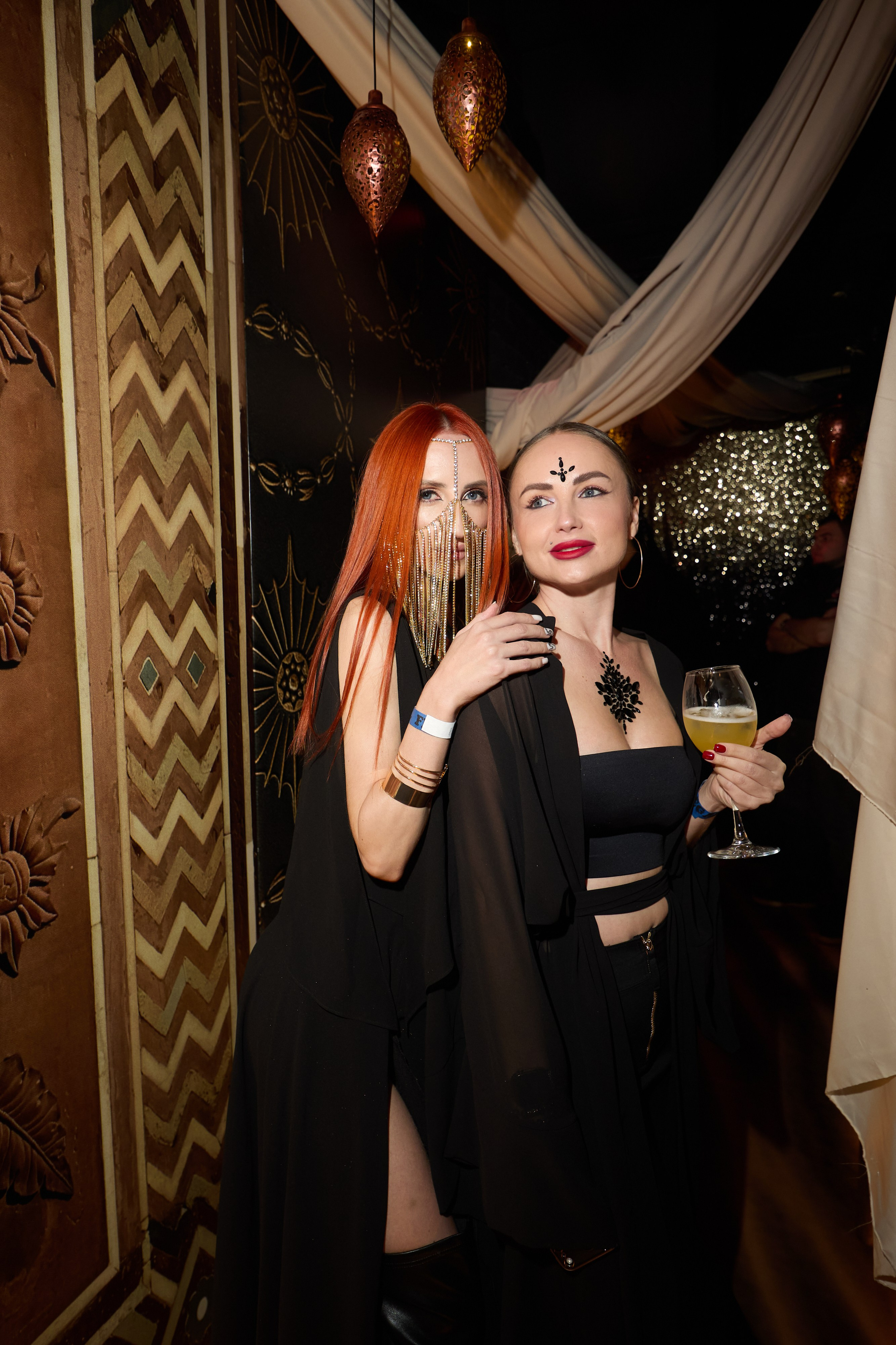 ILLEGAL FRIENDS MIRAGE. ФОТОГРАФ НА МЕРОПРИЯТИЕ ОТ СОЛЬ МЕДИА PRODUCTION