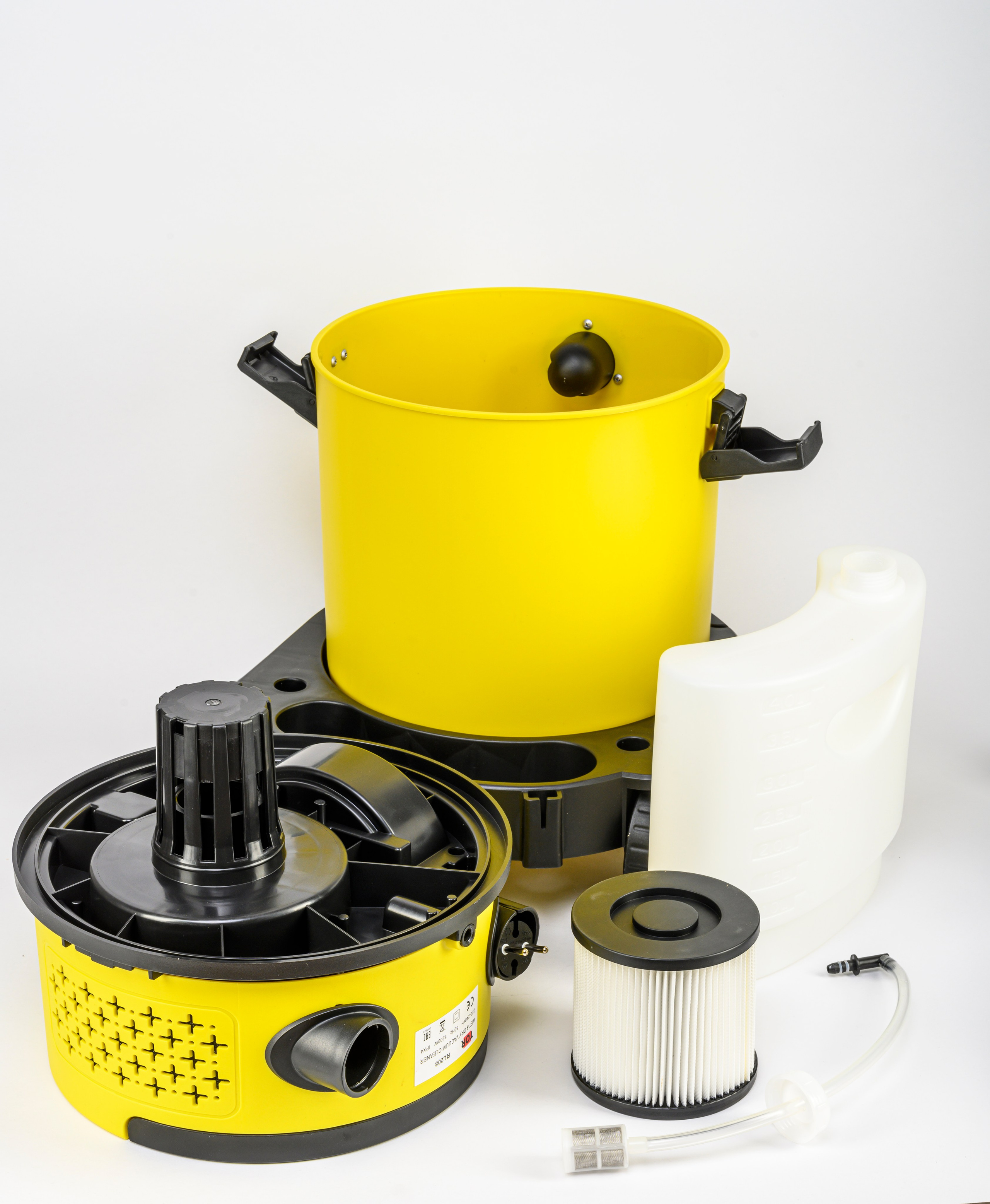 Каталожная съёмка: Снегоуборочная лопата / Пылесос. Фотограф Андрей Зикеев, фотостудия AzArt Studio в Москве