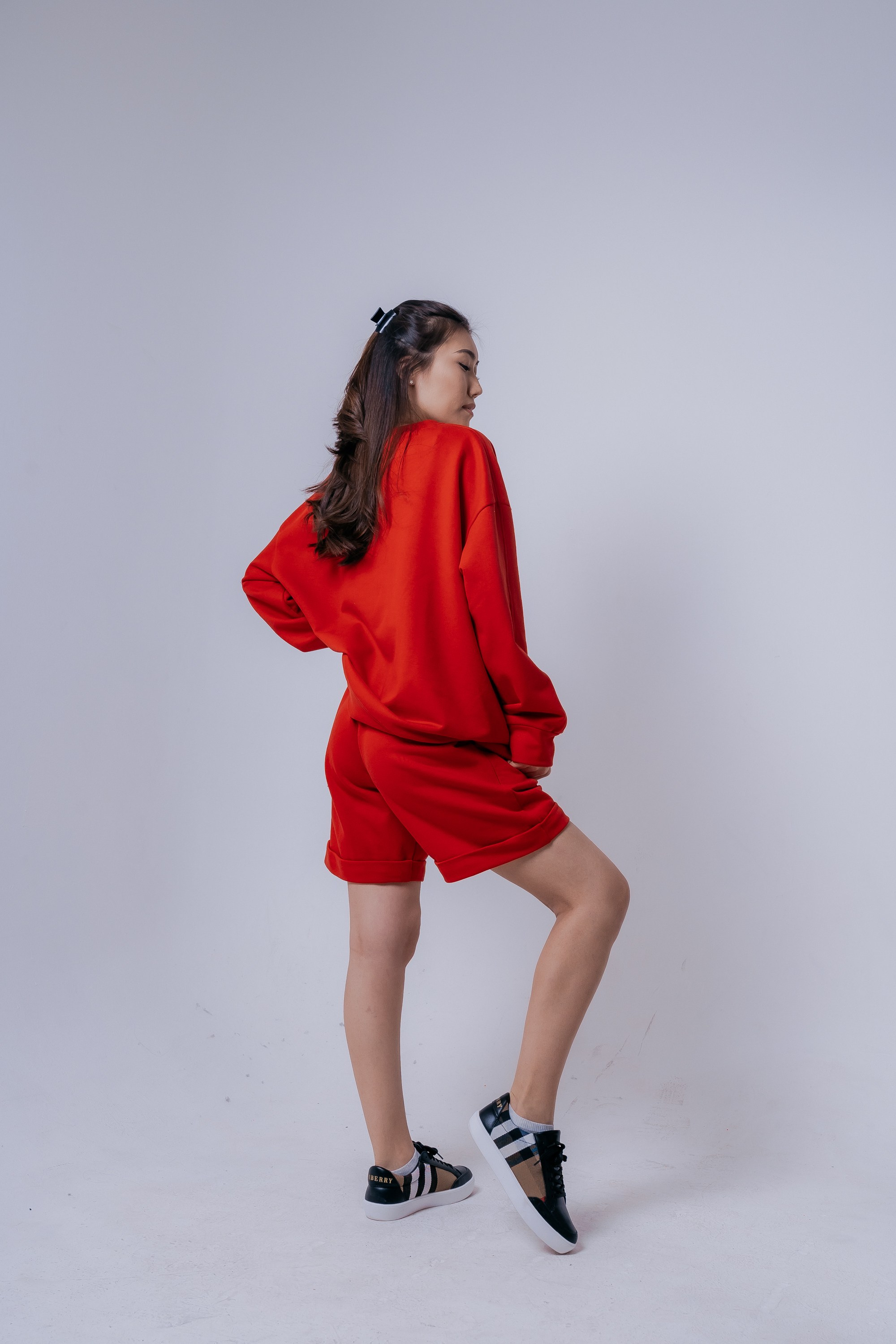 Одежда — Лукбук / Кампейн