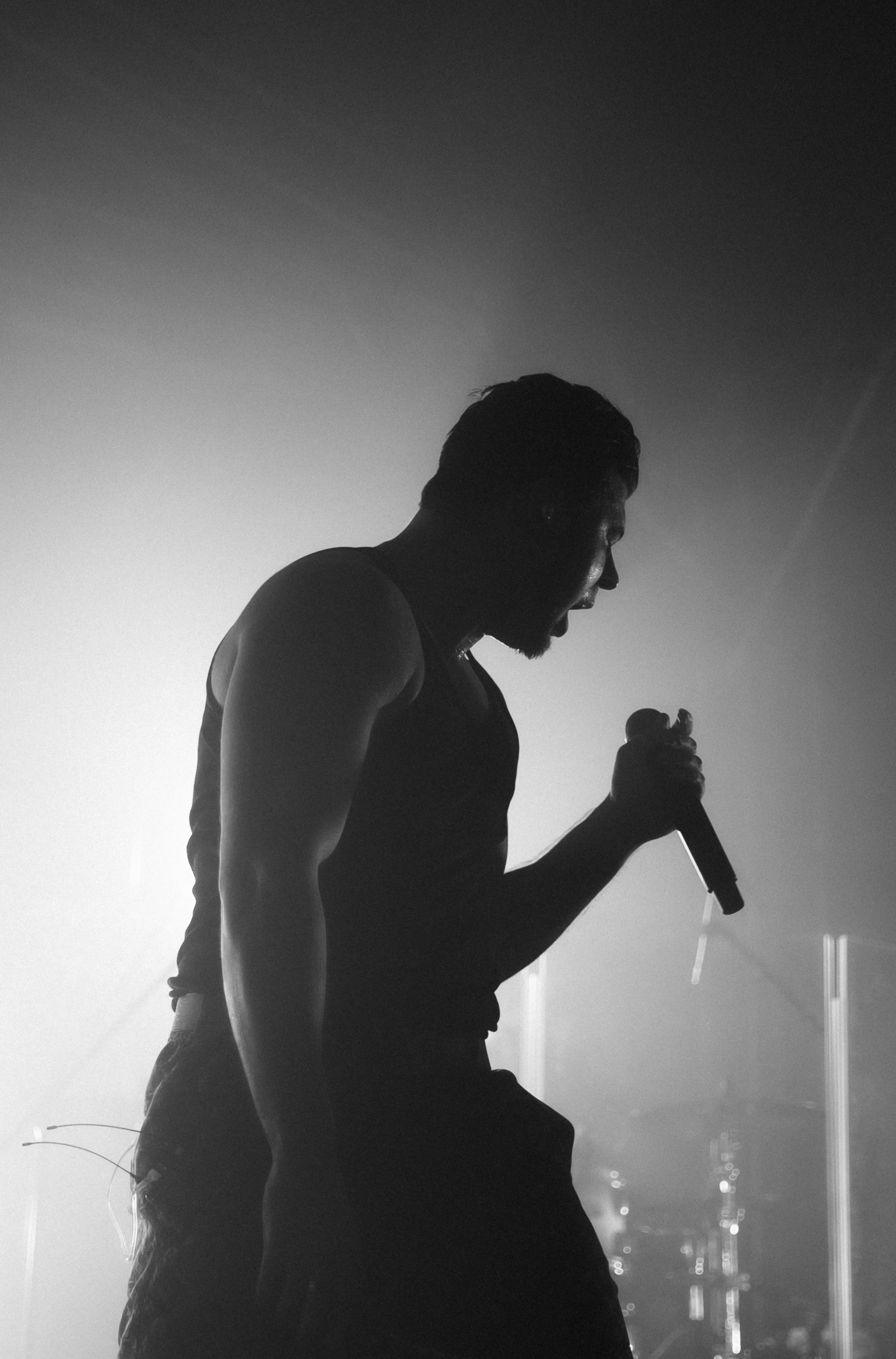 Фотоотчёт и репортаж с концерта группы GAYAZOV$ BROTHER$. Красильников Евгений — профессиональный фотограф в Ростове-на-Дону