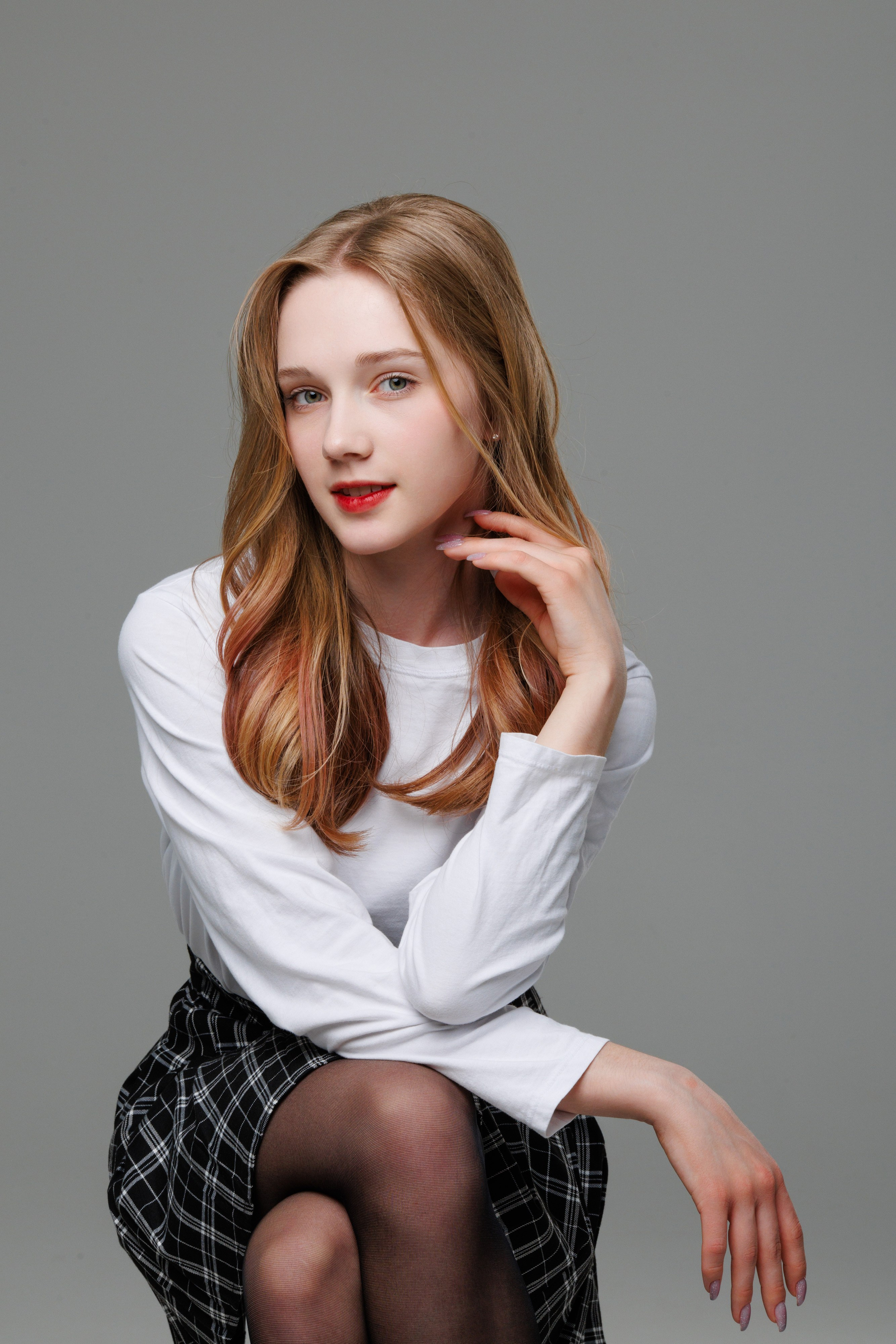 ДЛЯ 9-11 КЛАССОВ. Выпускные альбомы в Москве FOTOVMESTE