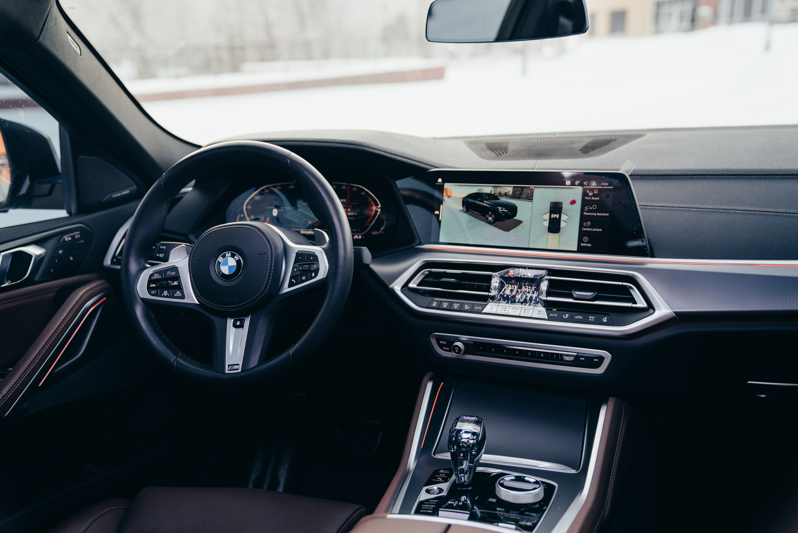 BMW X6 30d X-Drive. Идеальные портреты для соцсетей — Фотограф Ленар