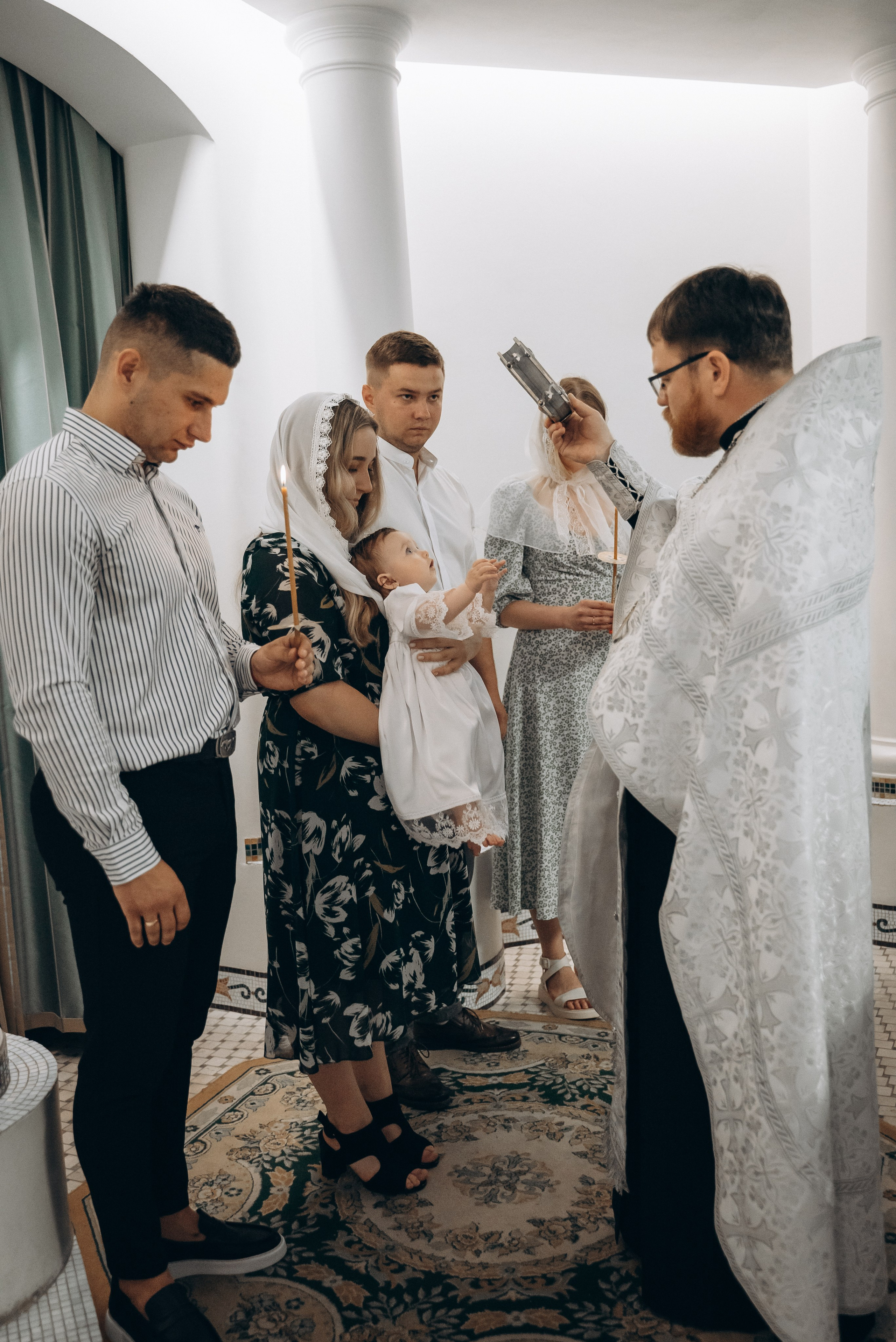 Крещение Варюши (Храм Святой Живоначальной Троицы). Семейный фотограф в Минске Дарья Дреко