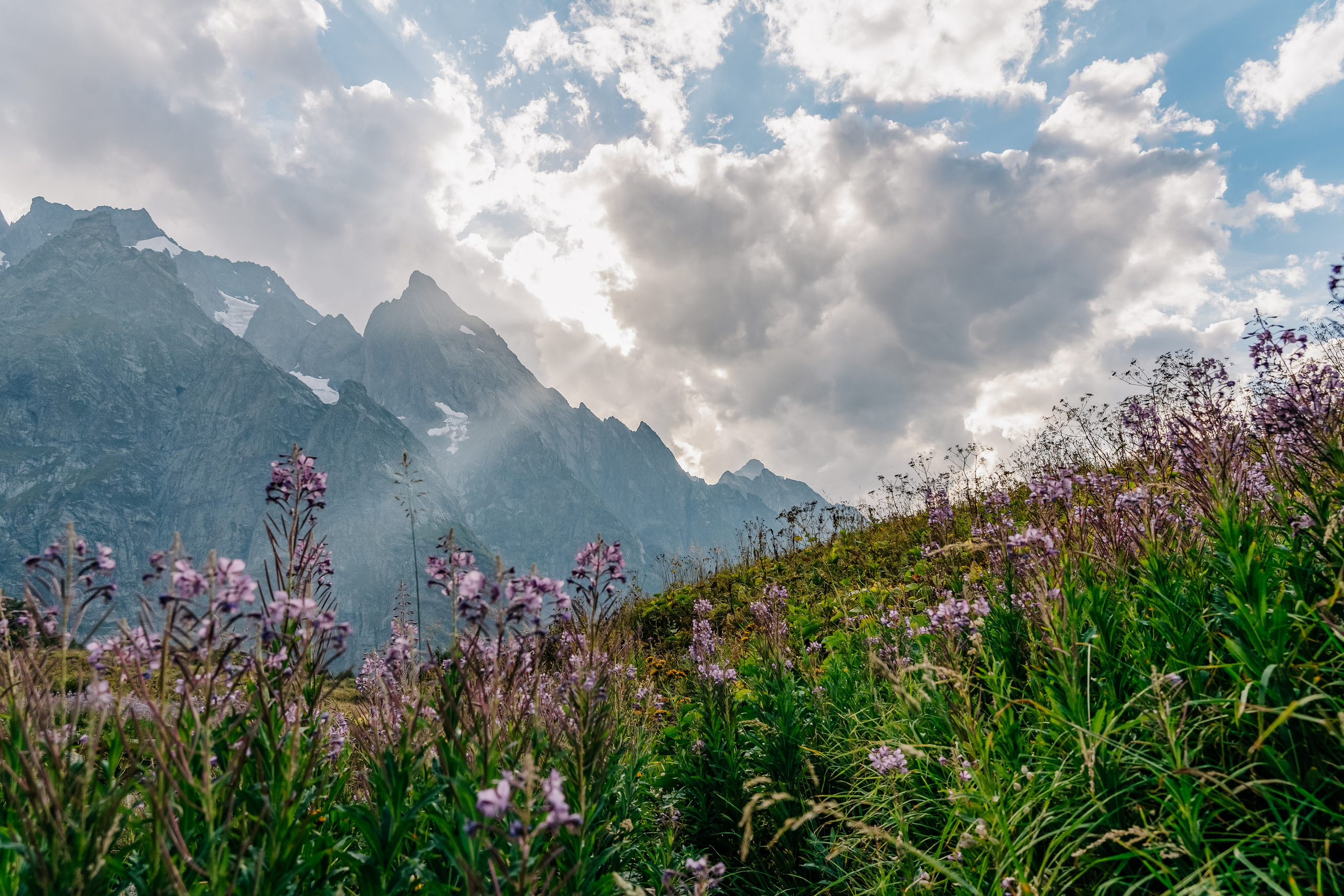 Тебердинский национальный парк, Карачаево-Черкесия. Репортажный фотограф в Крыму Ксения Гасица