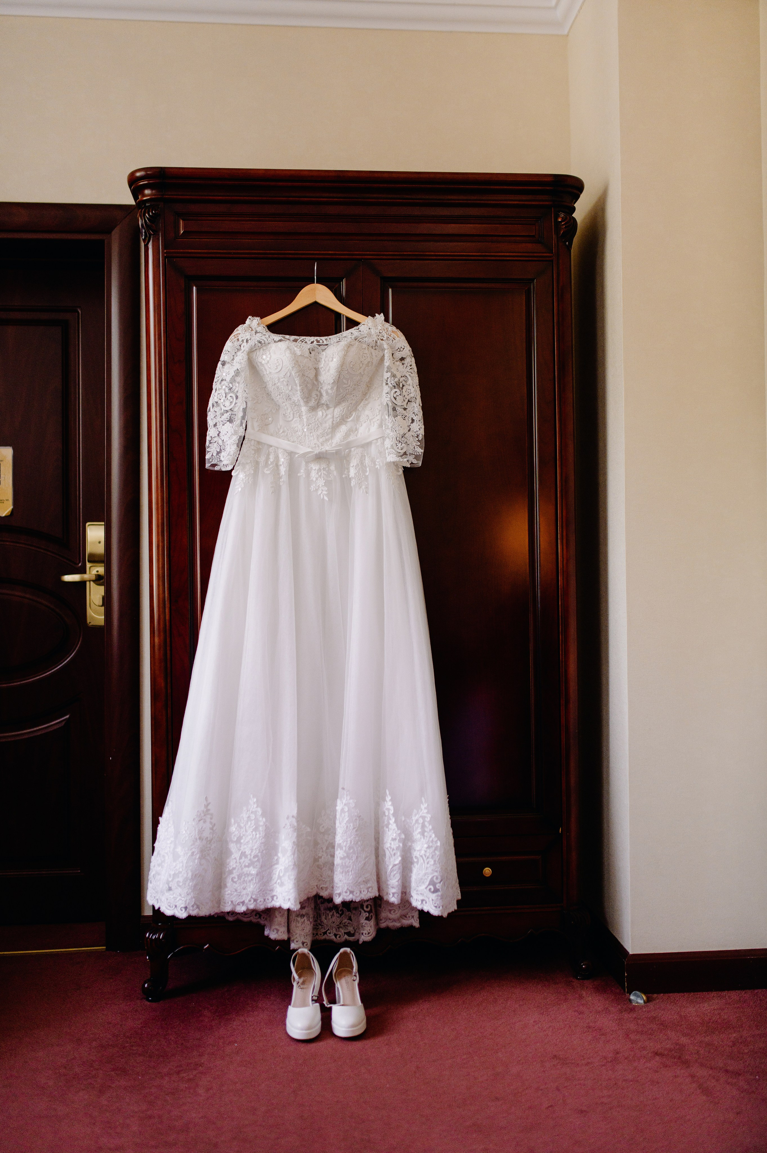 Кристина и Максим — камерная семейная свадьба в Караганде. Свадебный фотограф Караганда