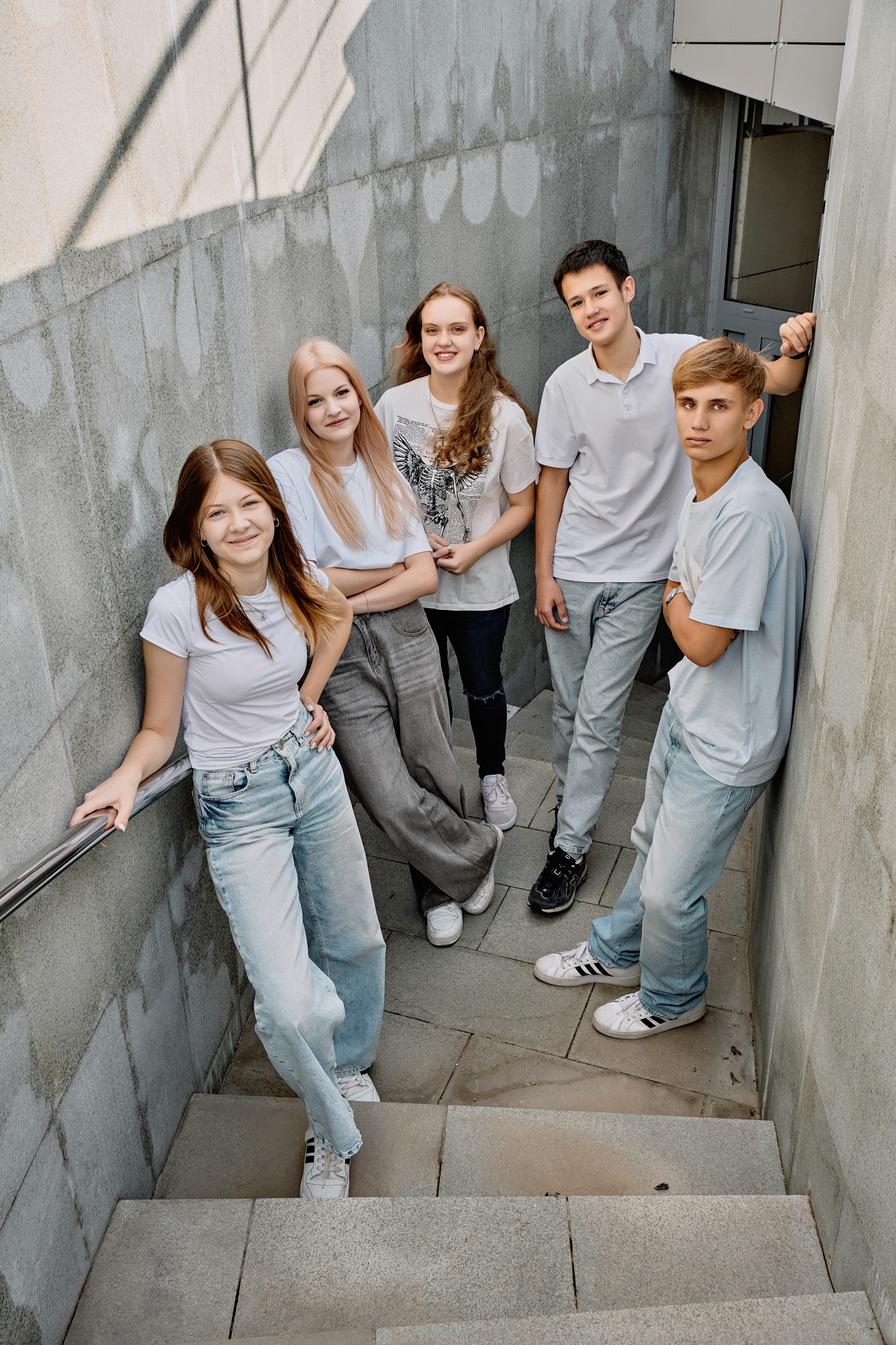 Фотосъёмка в Инновационном культурном центре (ИКЦ) Калуга для выпускных альбомов. Фотограф Меняйло Евгений. Свадьба. Портрет. Репортаж. Семья. Контент