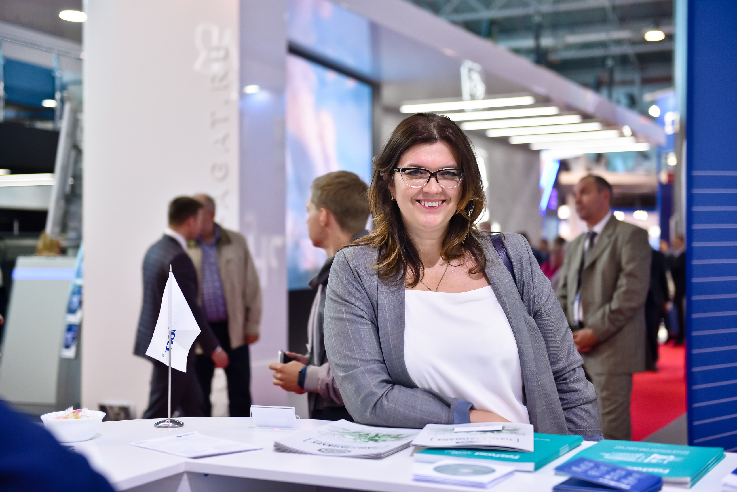 Выставки и конференции. Анастасия Петрович фотограф, фотокорреспондент в Москве и Санкт-Петербурге. Фотосъёмка репортажа, мероприятия, корпоративная съёмка, контент