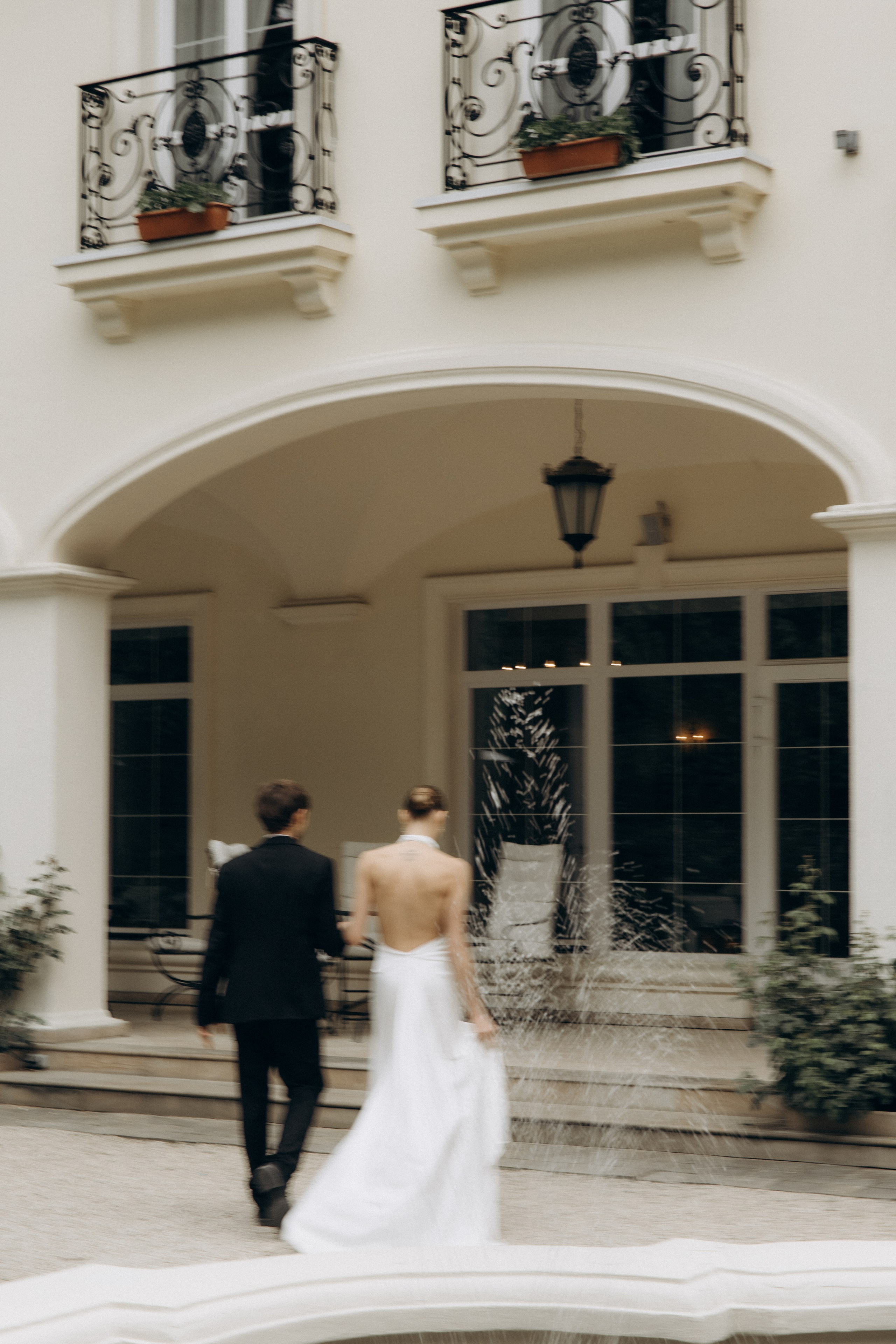 Свадебная фотосессия с ретро-автомобилем. Свадебный фотограф Москва Павел Фетисов