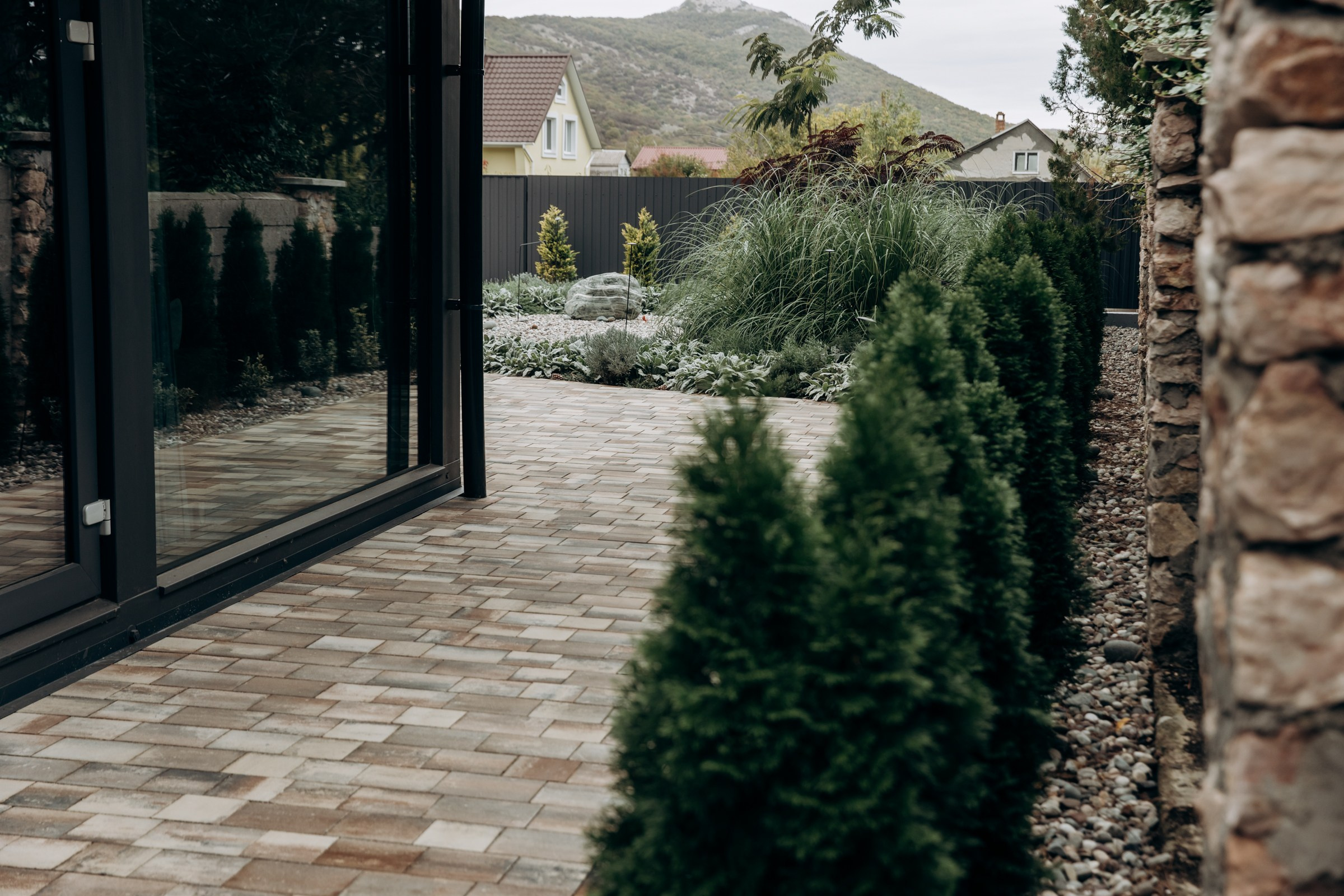 Съёмка для компании INTEQ HAUS из Москвы. Фотограф в Крыму — Федор зайцев. Свадебная, семейная и портретная съёмка. Фотографии для контента, для бизнеса. Корпоративная съёмка