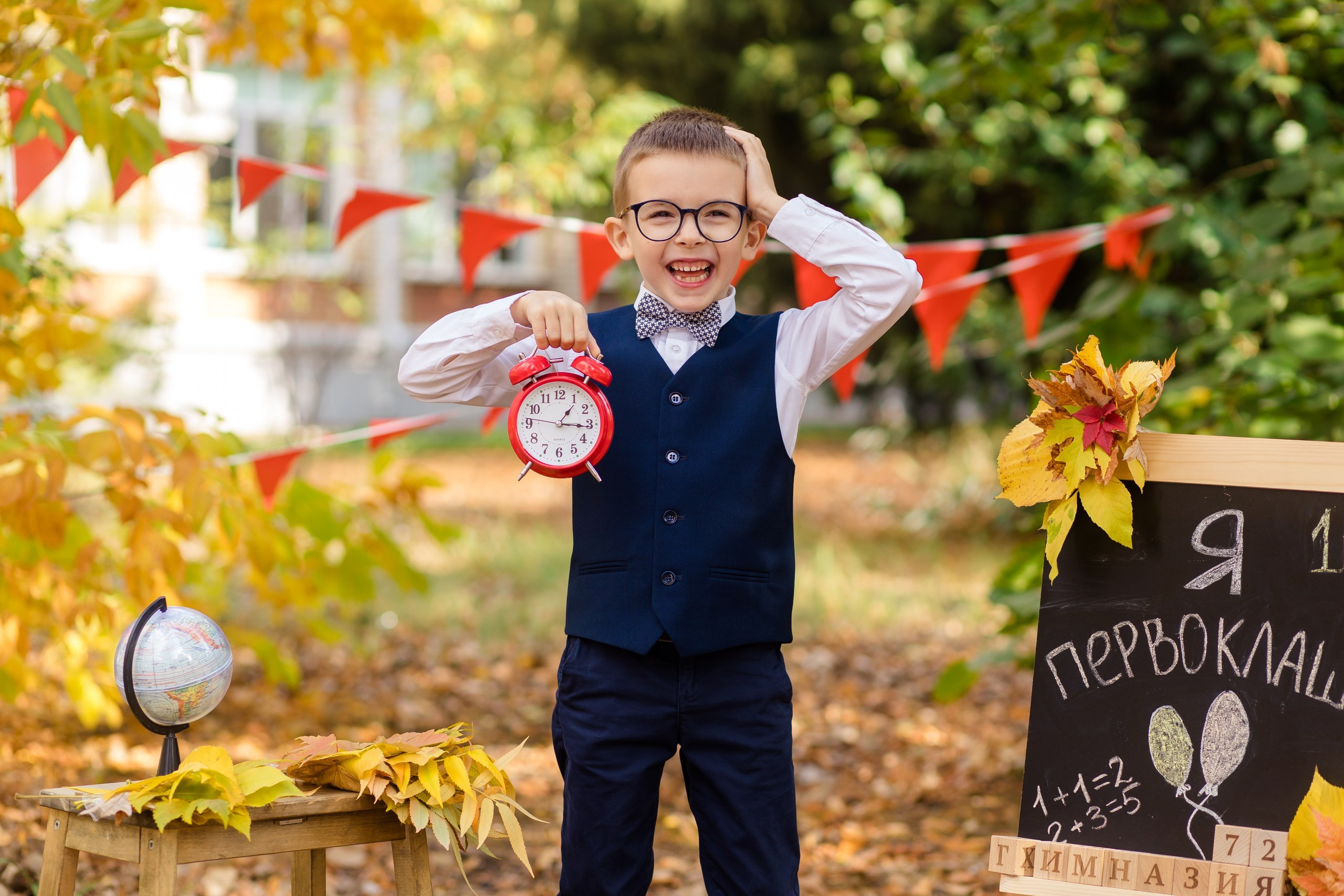 Портрет школьника для выпускного альбома осенняя фотосессия Краснодар