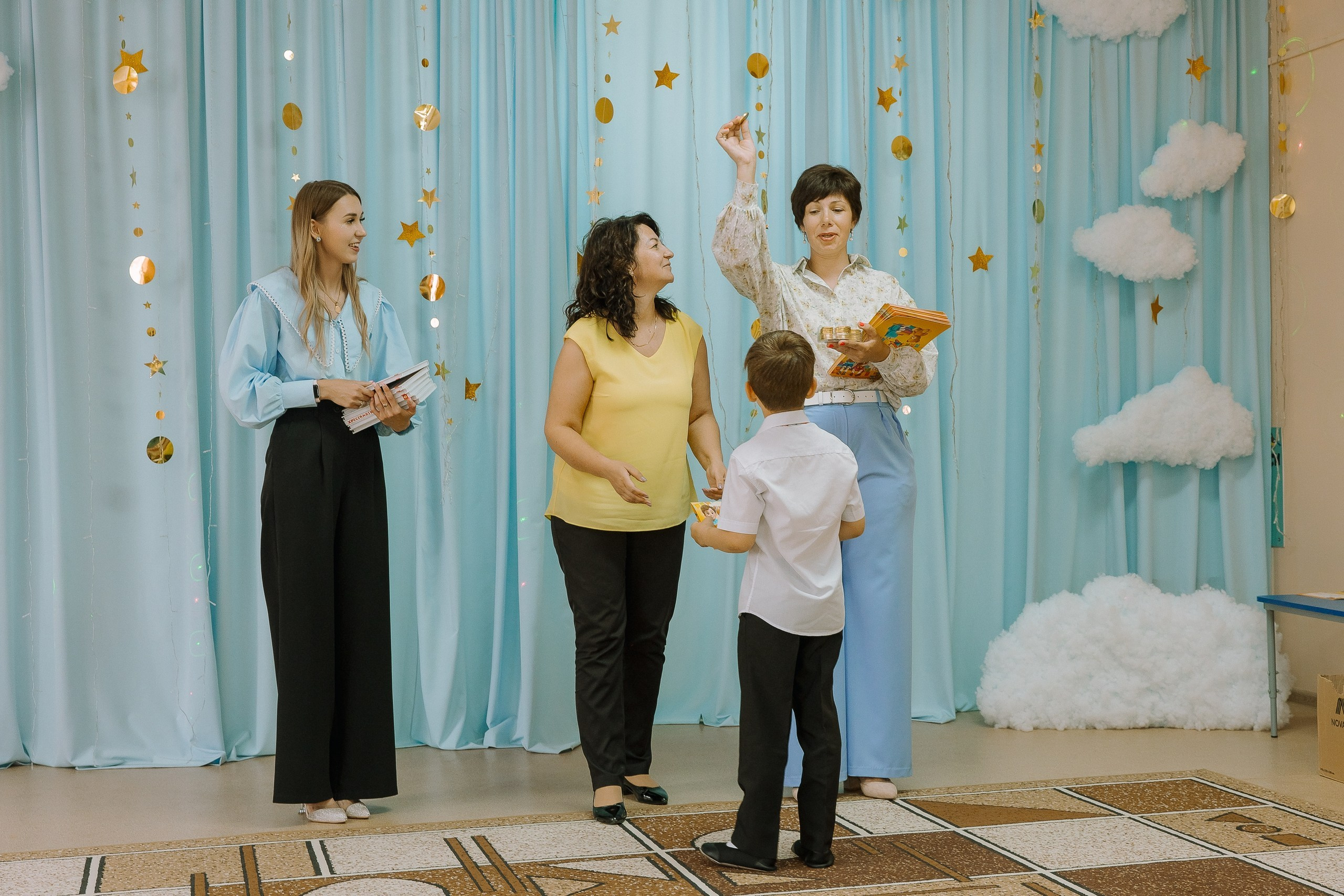 Выпускной в ДС -29. Выпускные альбомы Натальи Бутко: Новороссийск, Анапа, Геленджик