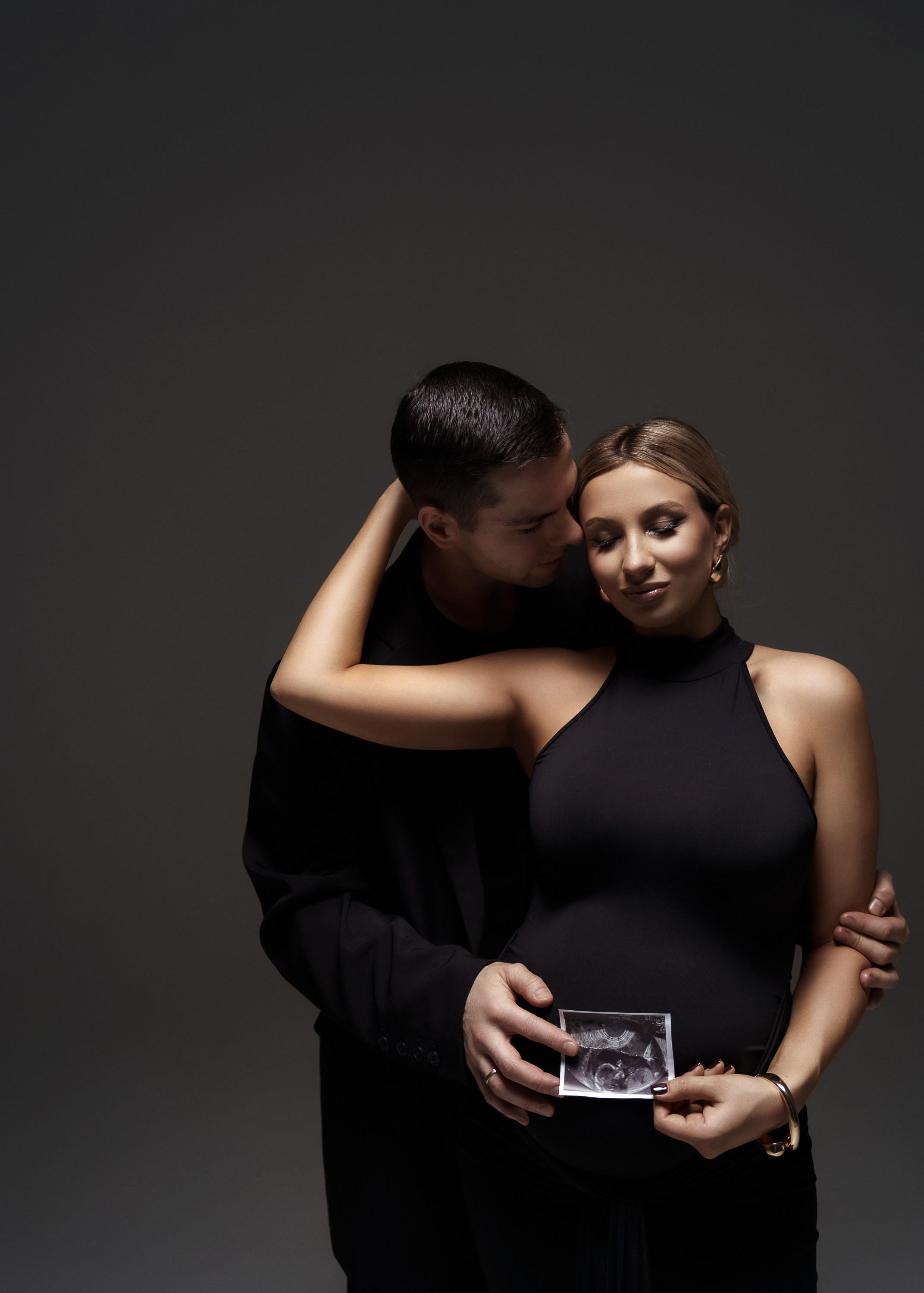 МИЛА И ДМИТРИЙ. Женский портрет