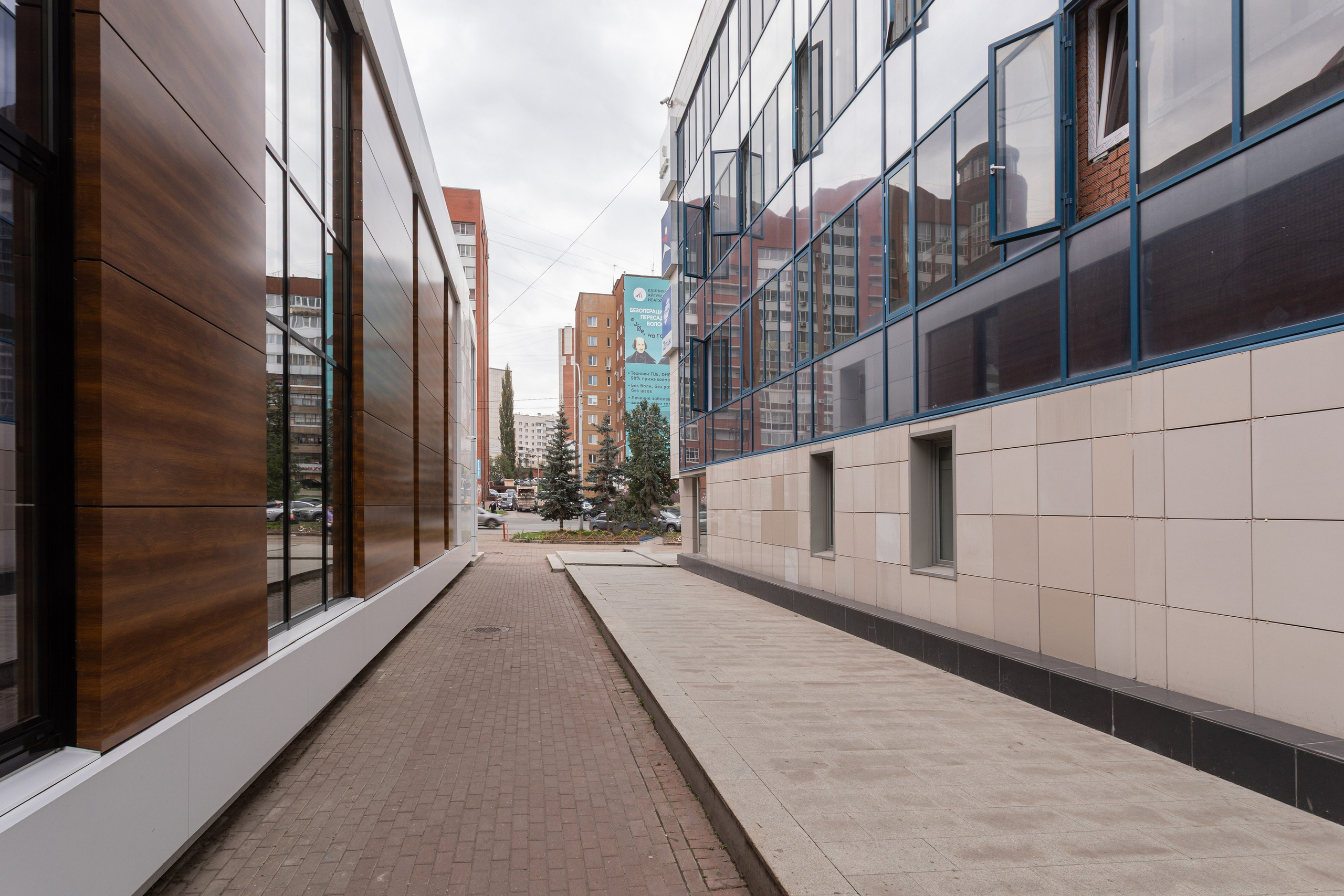 Бизнес-центр My Space Уфа, фото Алексея Муравьёва, современный офис,Лобби бизнес-центра My Space, съёмка фотографа Алексея Муравьёва, деловая атмосфера,Офисные помещения My Space Уфа, работа фотографа Алексея Муравьёва, деловой интерьер,Конференц-зал бизнес-центра My Space, фото Алексея Муравьёва, бизнес-встречи,Рецепция бизнес-центра My Space Уфа, съёмка Алексея Муравьёва, премиальный дизайн,Офисное пространство My Space, фото Алексея Муравьёва, рабочая зона,Панорамные окна бизнес-центра My Space, работа фотографа Алексея Муравьёва, вид на город,Лифт бизнес-центра My Space Уфа, съёмка Алексея Муравьёва, комфорт,Переговорная комната My Space, фото Алексея Муравьёва, деловой стиль,Зона отдыха бизнес-центра My Space, работа фотографа Алексея Муравьёва, комфорт для сотрудников,Инфраструктура My Space Уфа, съёмка Алексея Муравьёва, бизнес-услуги,Паркинг бизнес-центра My Space, фото Алексея Муравьёва, безопасность,Вестибюль My Space, работа фотографа Алексея Муравьёва, элегантность,Офисные кабинеты бизнес-центра My Space, съёмка Алексея Муравьёва, функциональность,Общественные зоны My Space Уфа, фото Алексея Муравьёва, современный дизайн,Рецепция и зона ожидания My Space, работа фотографа Алексея Муравьёва, стиль,Офисные перегородки бизнес-центра My Space, съёмка Алексея Муравьёва, зонирование,Интерьер бизнес-центра My Space Уфа, фото Алексея Муравьёва, деловой интерьер,Офисная мебель My Space, работа фотографа Алексея Муравьёва, эргономичность,Освещение бизнес-центра My Space, съёмка Алексея Муравьёва, комфорт для работы