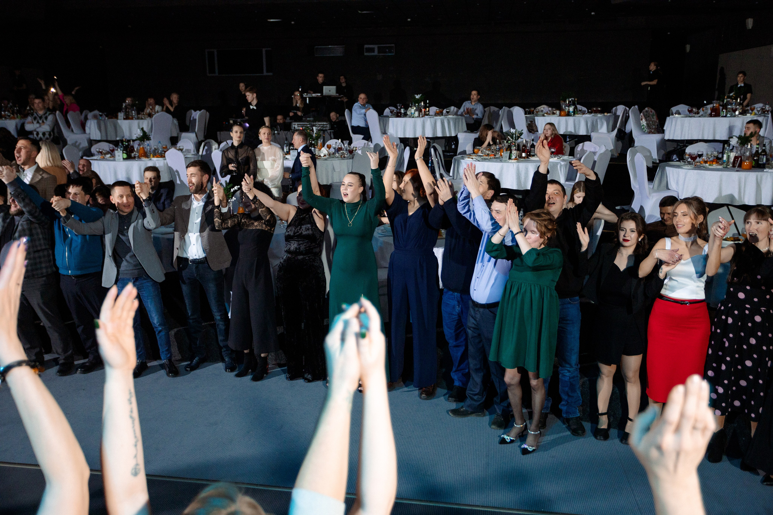 РЕПОРТАЖ: НОВЫЙ ГОД В ДК МЕТАЛЛУРГ. Профессиональный фотограф в Ижевске Леша Петров