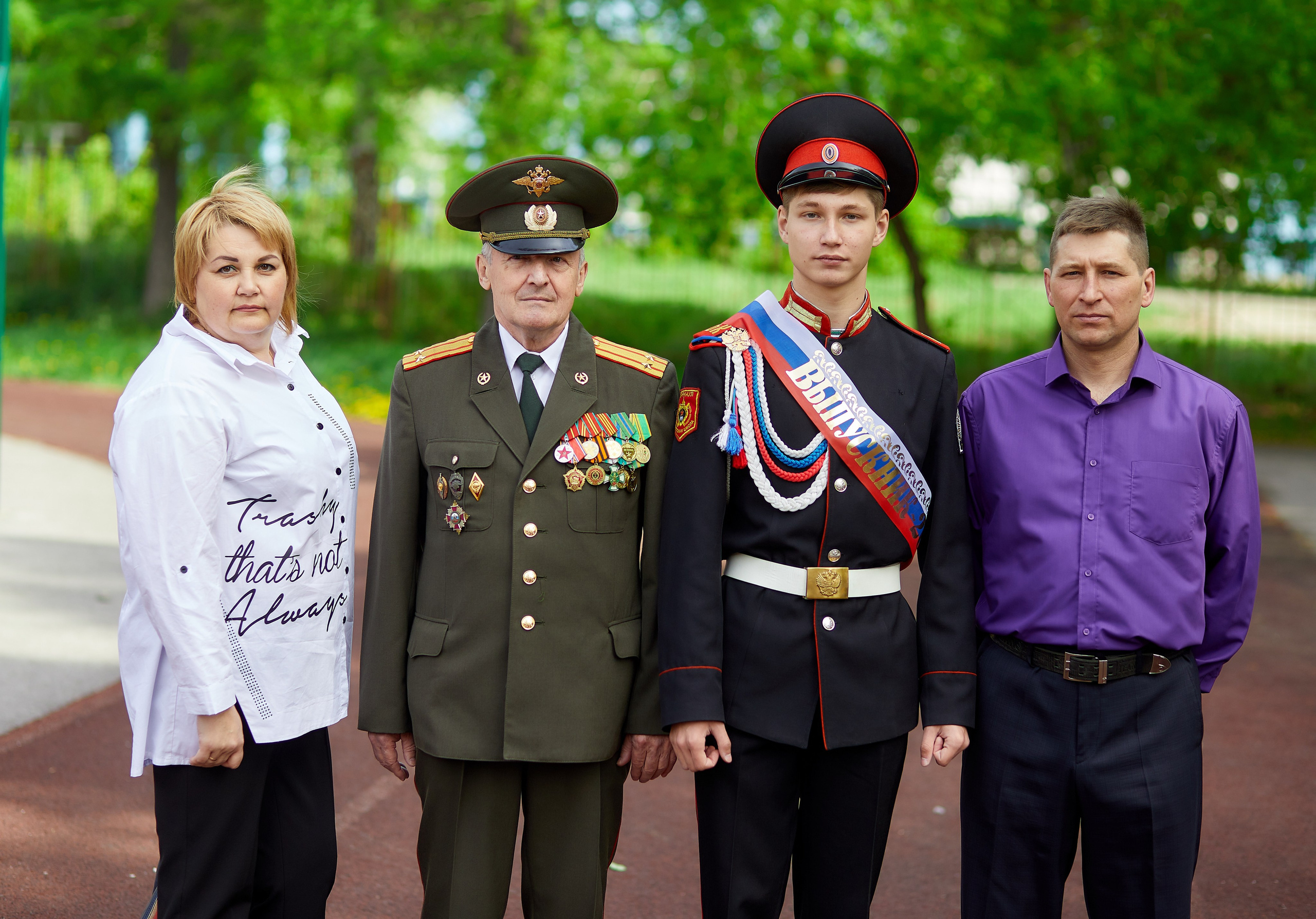 Кадеты последний звонок. Фотограф Вячеслав Фарунин