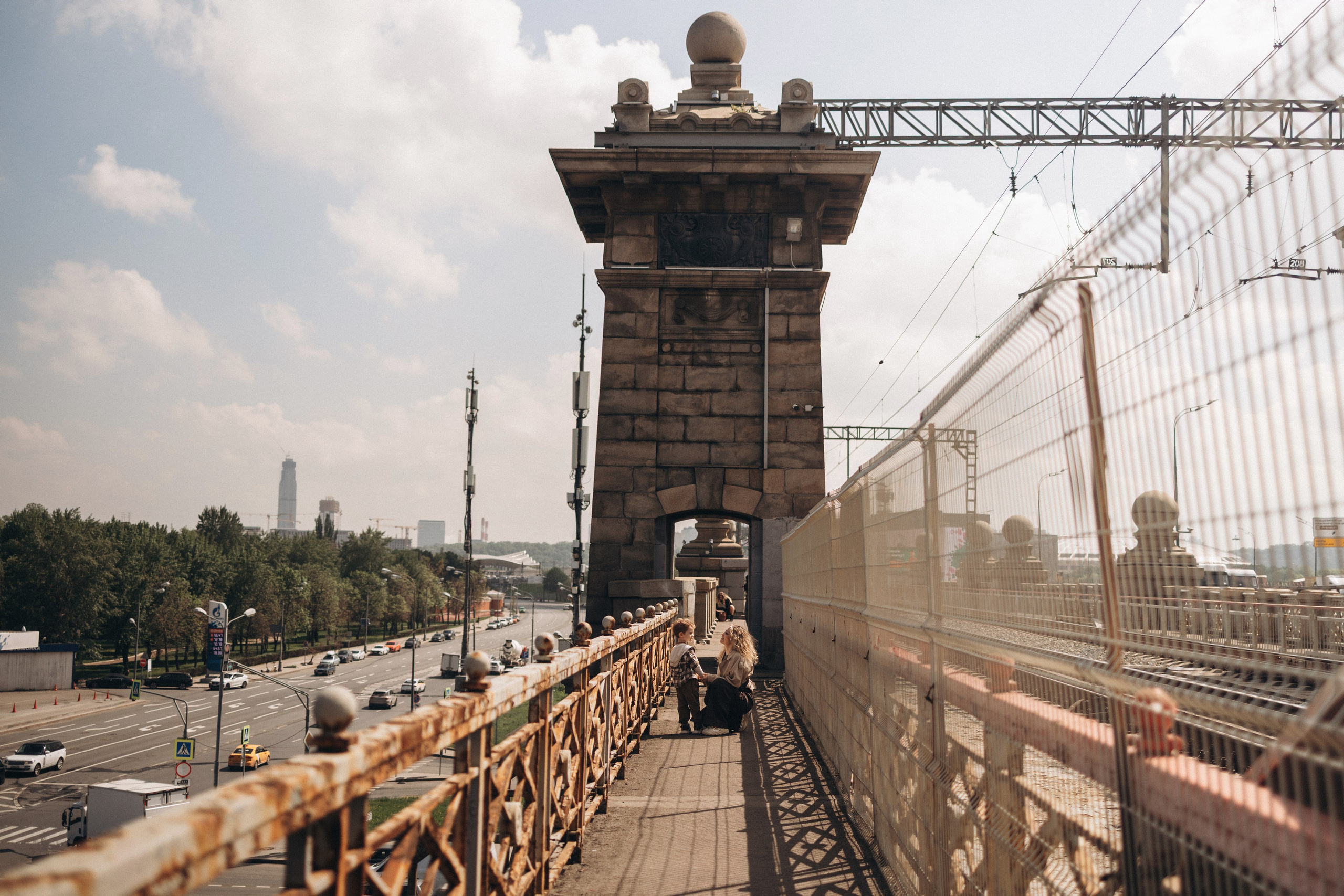 Женя и Яша, Бережковский мост. Семейный фотограф в Москве Марина Петра