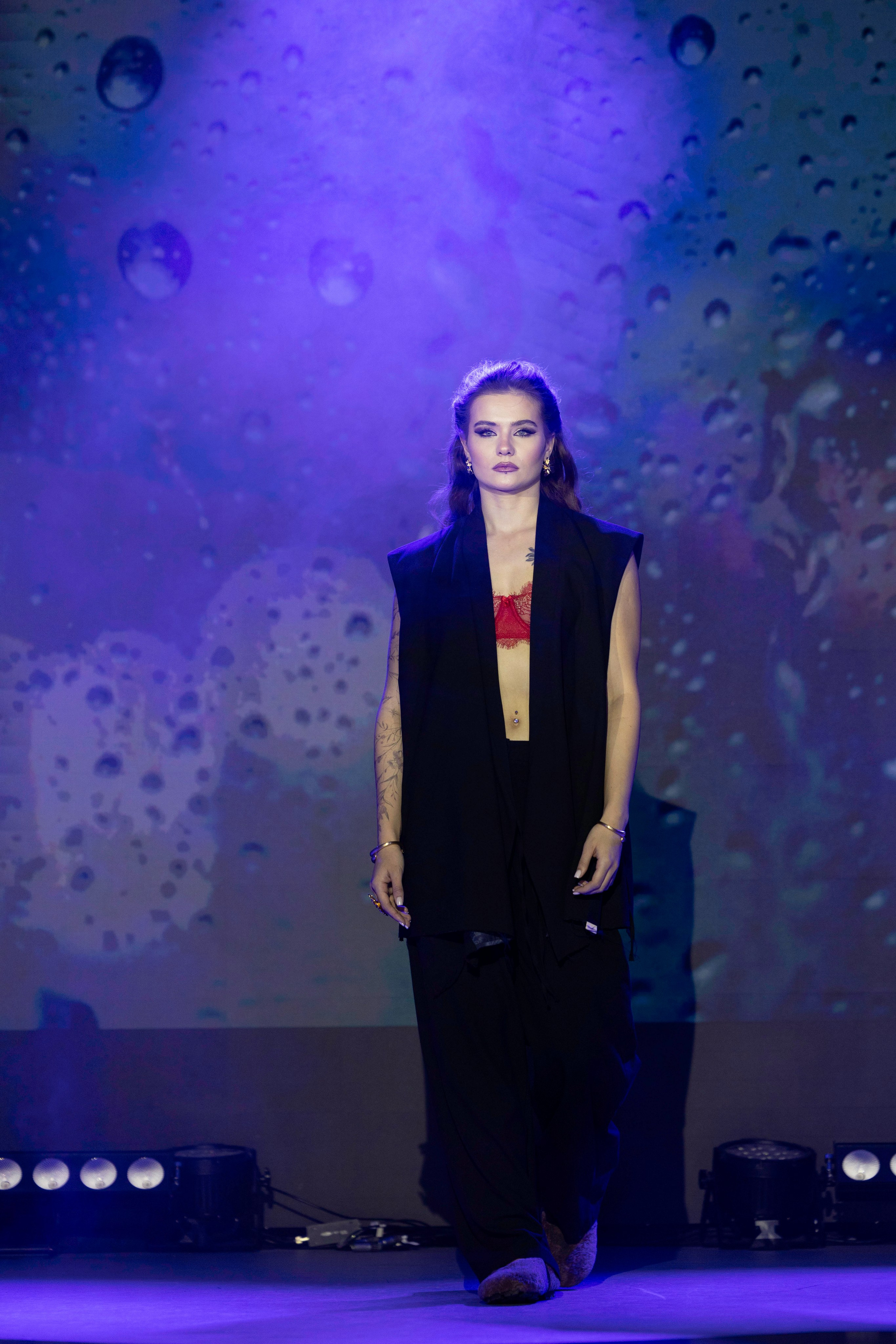 Модный показ «ИСКУШЕНИЕ» Казино Шамбала. Фотограф Olya Posnimay