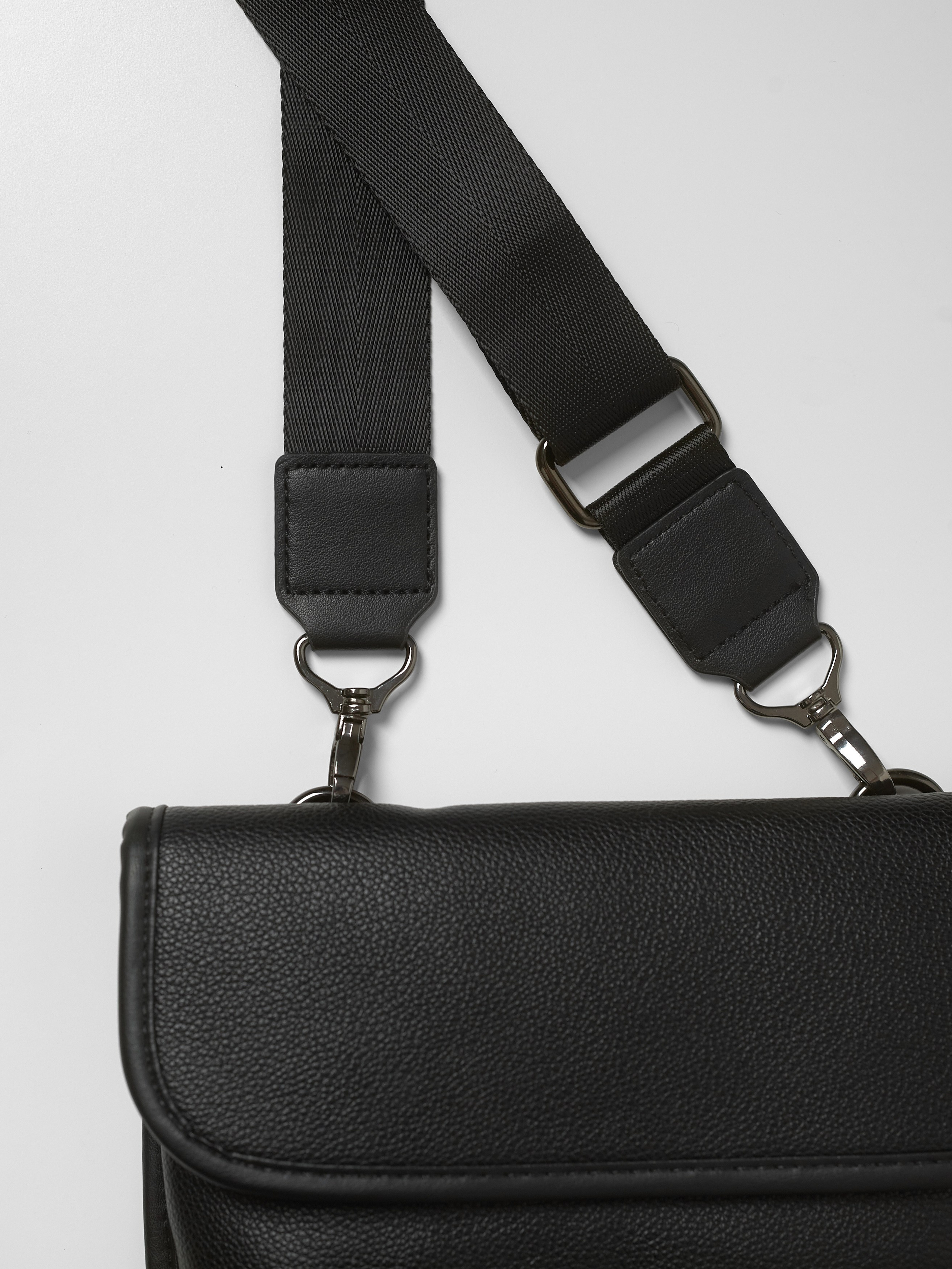 Сумки. Предметный фотограф, инфографика и видео в Санкт-Петербурге