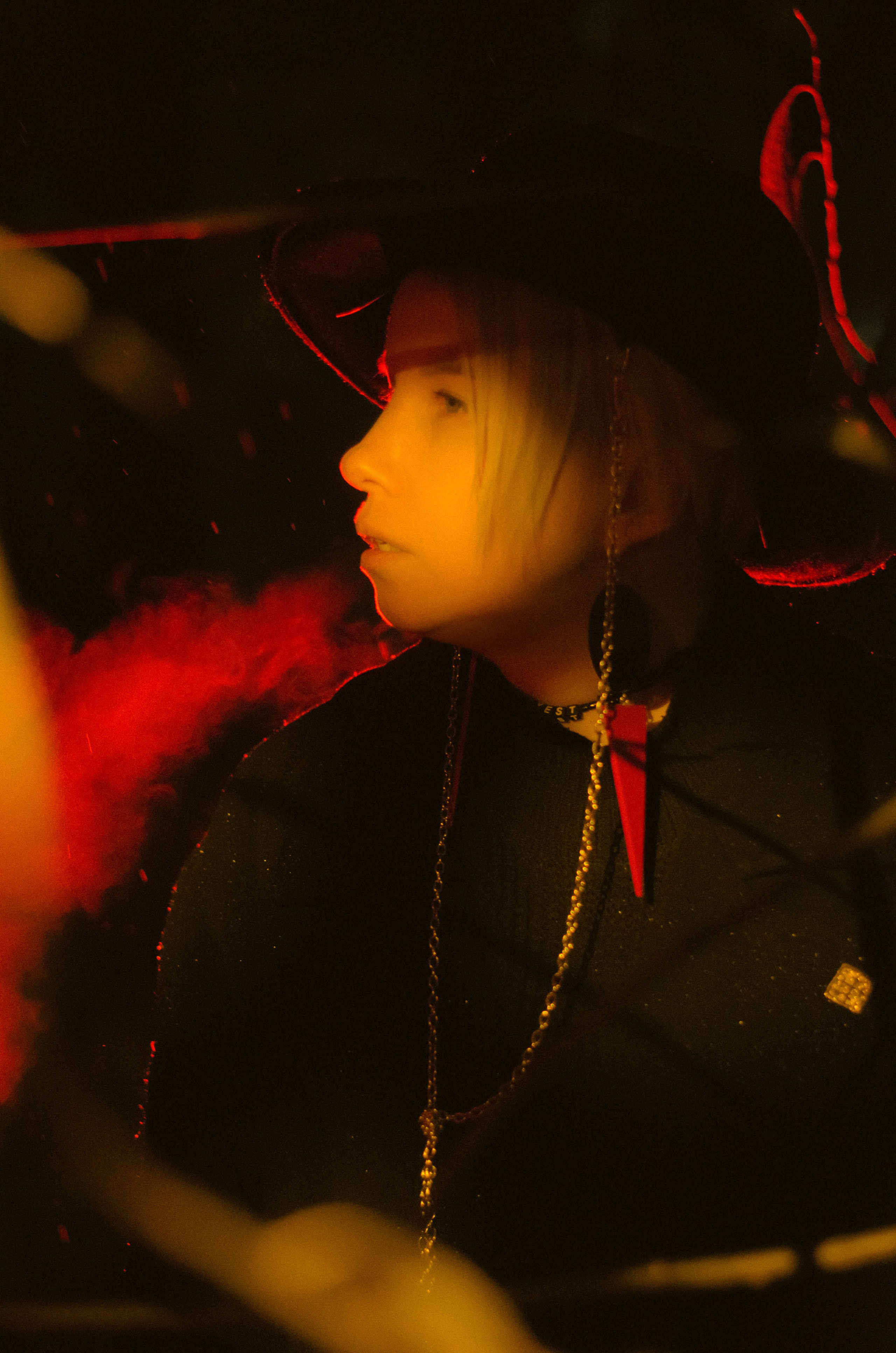 Саша. Просто свет