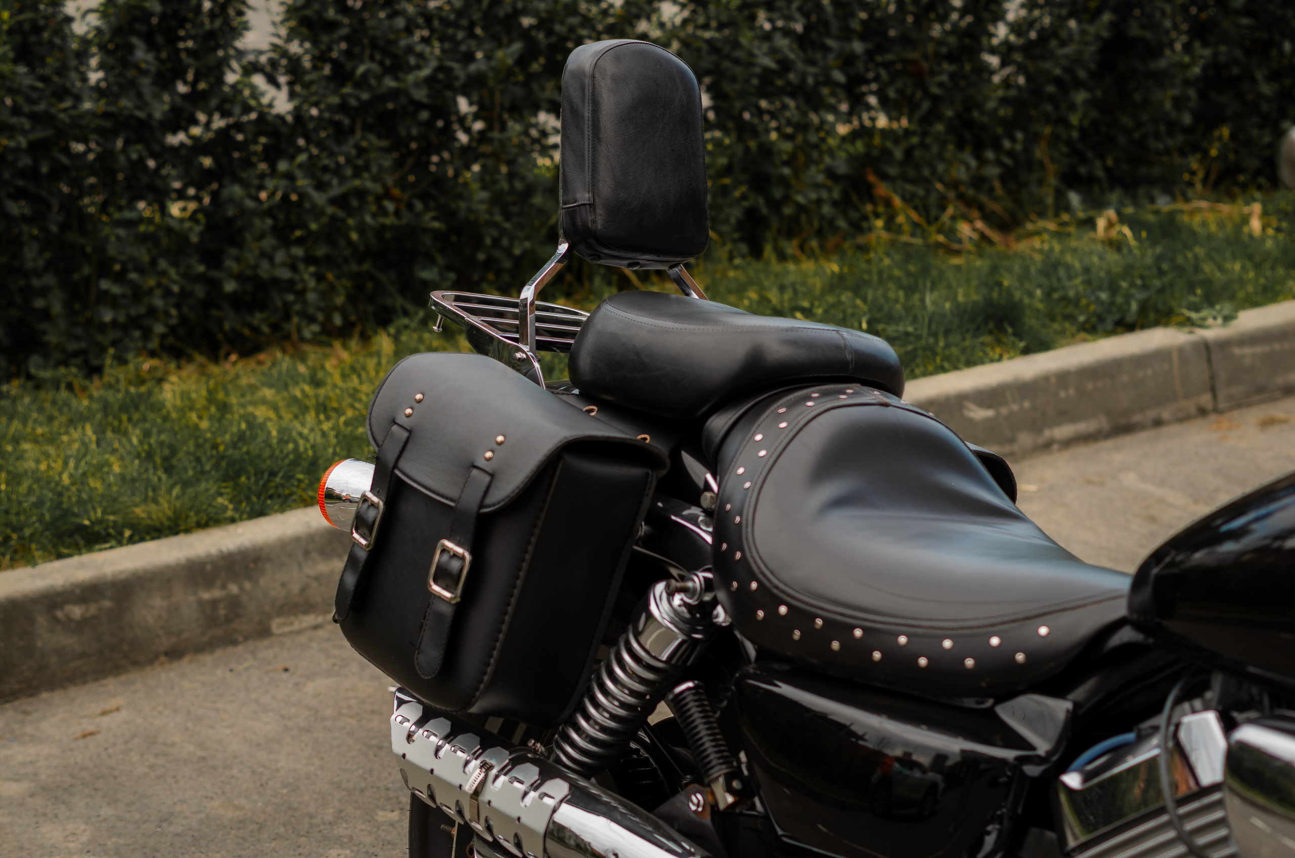 Мужской портрет: мотоцикл. Фотограф Марина Доглядная Челябинск фотосессии с лошадьми, мотоциклами