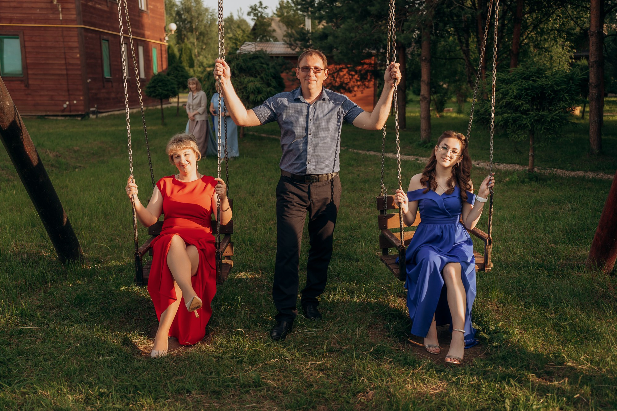 Фотосъемка школьного выпускного для 11 класса. Свадебный и репортажный фотограф в Ярославле Евгений Сальников