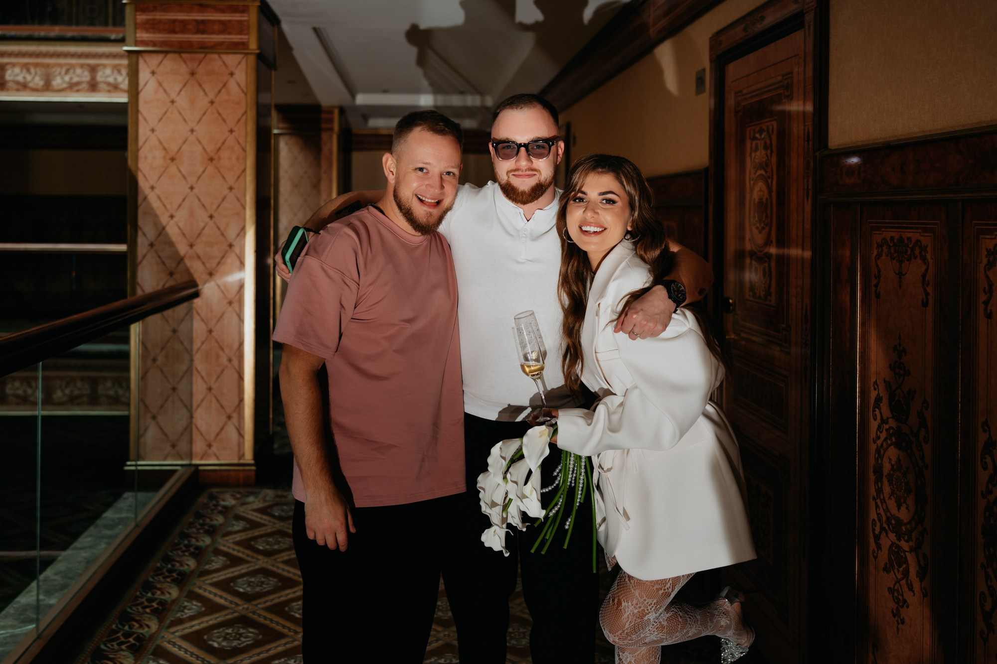 Свадебная фотосессия в отеле Royal. Свадебный и репортажный фотограф в Ярославле Евгений Сальников