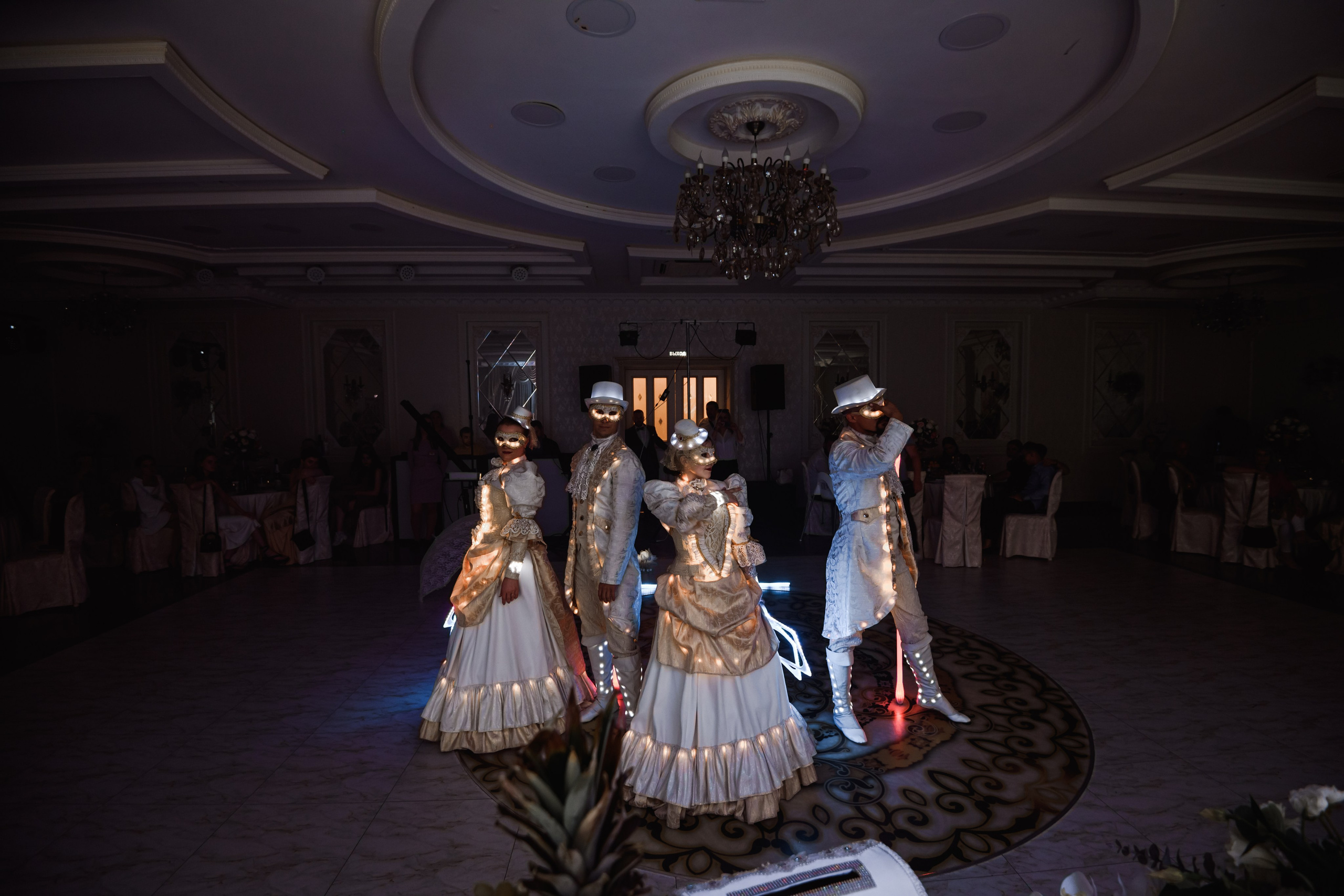 B & A. Свадебный фотограф в г. Астрахань. Так же выезжаю в другие города