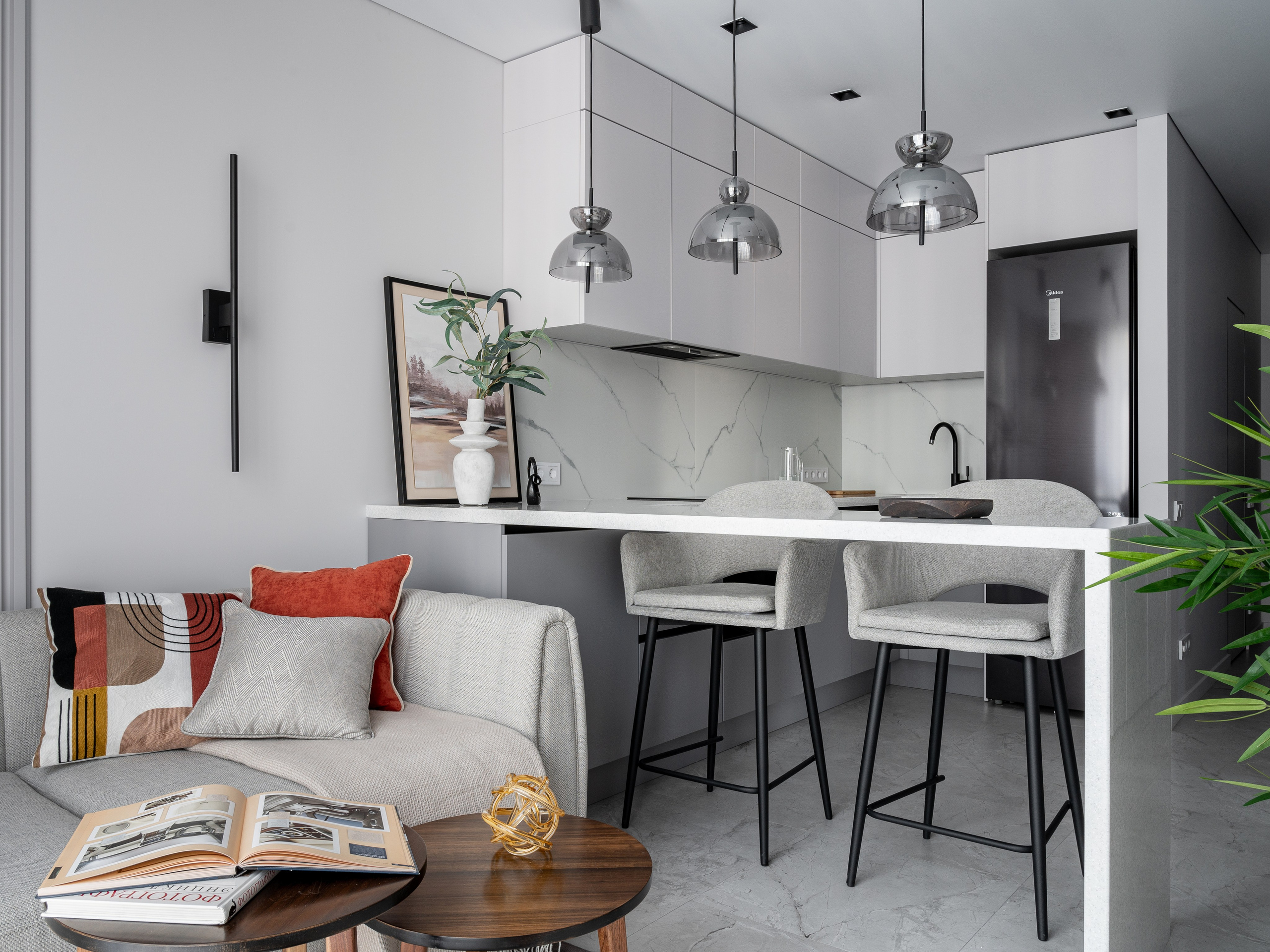 Дизайн проект Марии и Эдгарда Мухаметшины. Интерьерный фотограф в Сочи Элина Габриелян