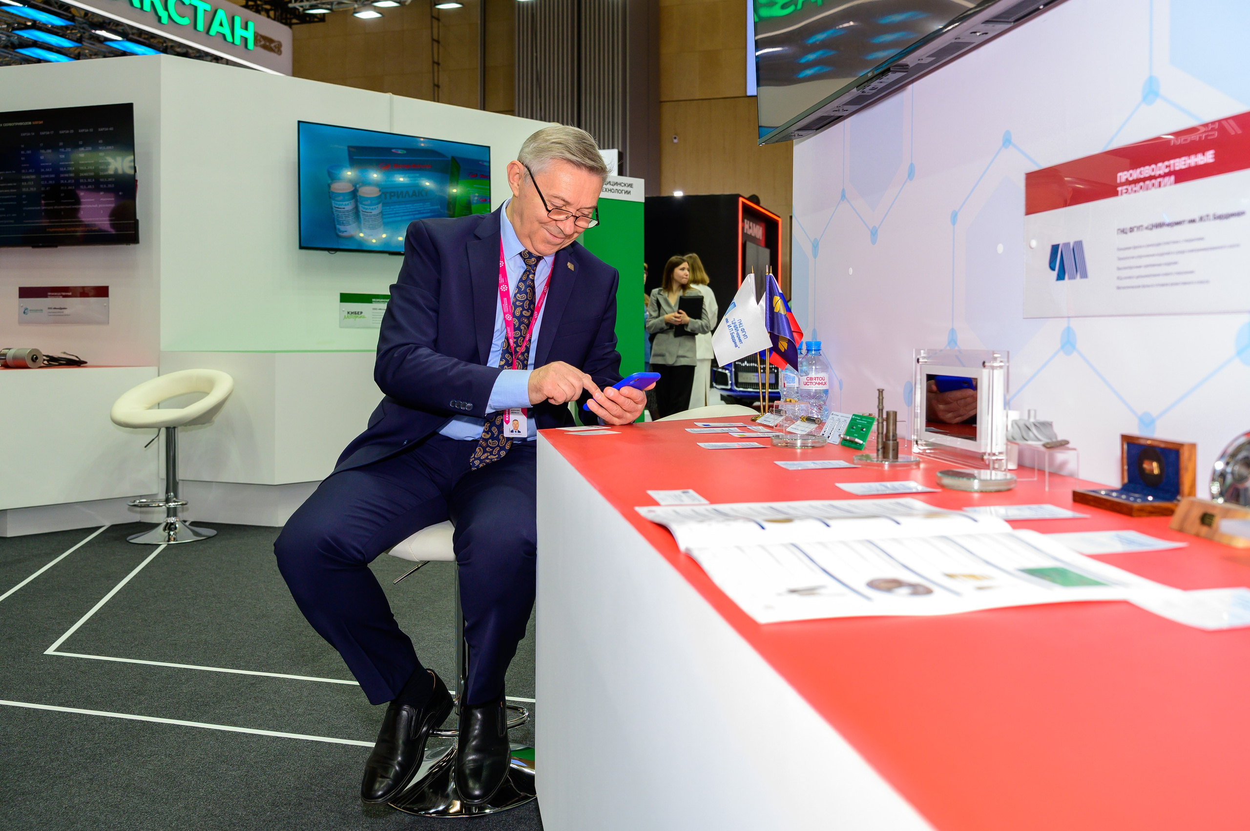 BigindustrialweekBelarus. Фотоуслуги, услуги фотографа, фотографирование важных событий