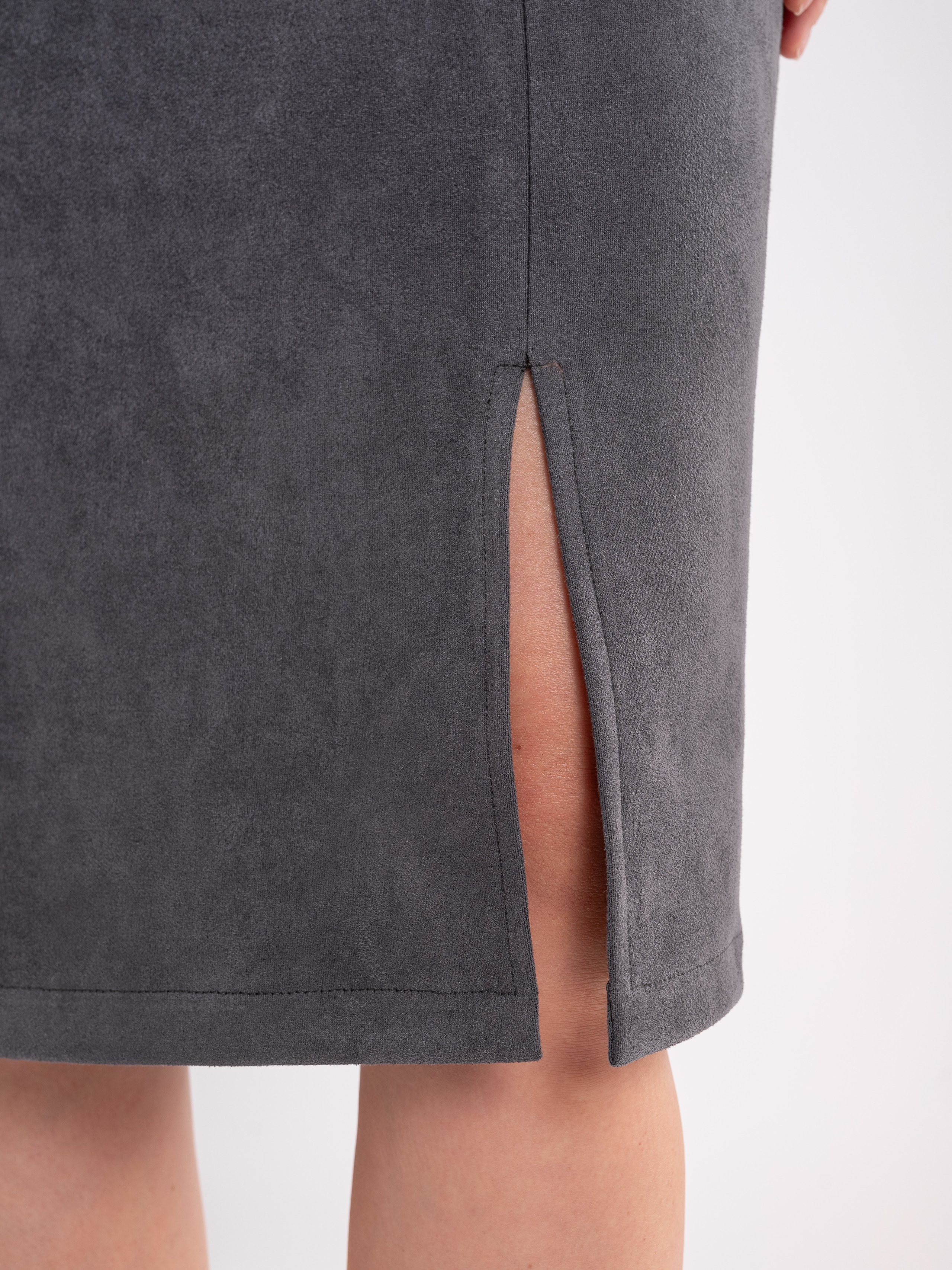 Замшевые юбки серия 1. Предметный фотограф, фото для маркетплейсов Пятигорск, КМВ