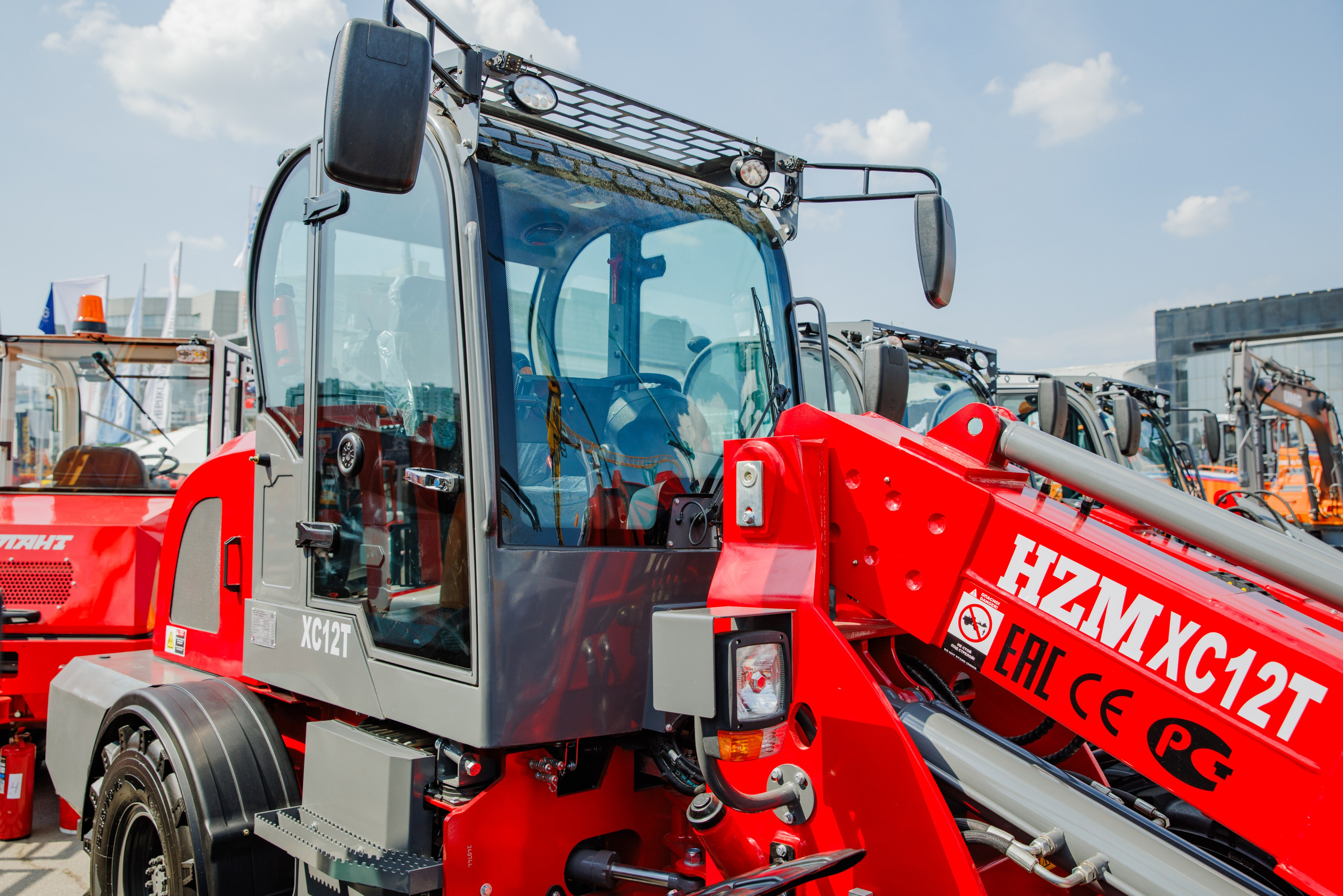 Выставка Спец. Техники. Фотограф Москва Шептаев Артём