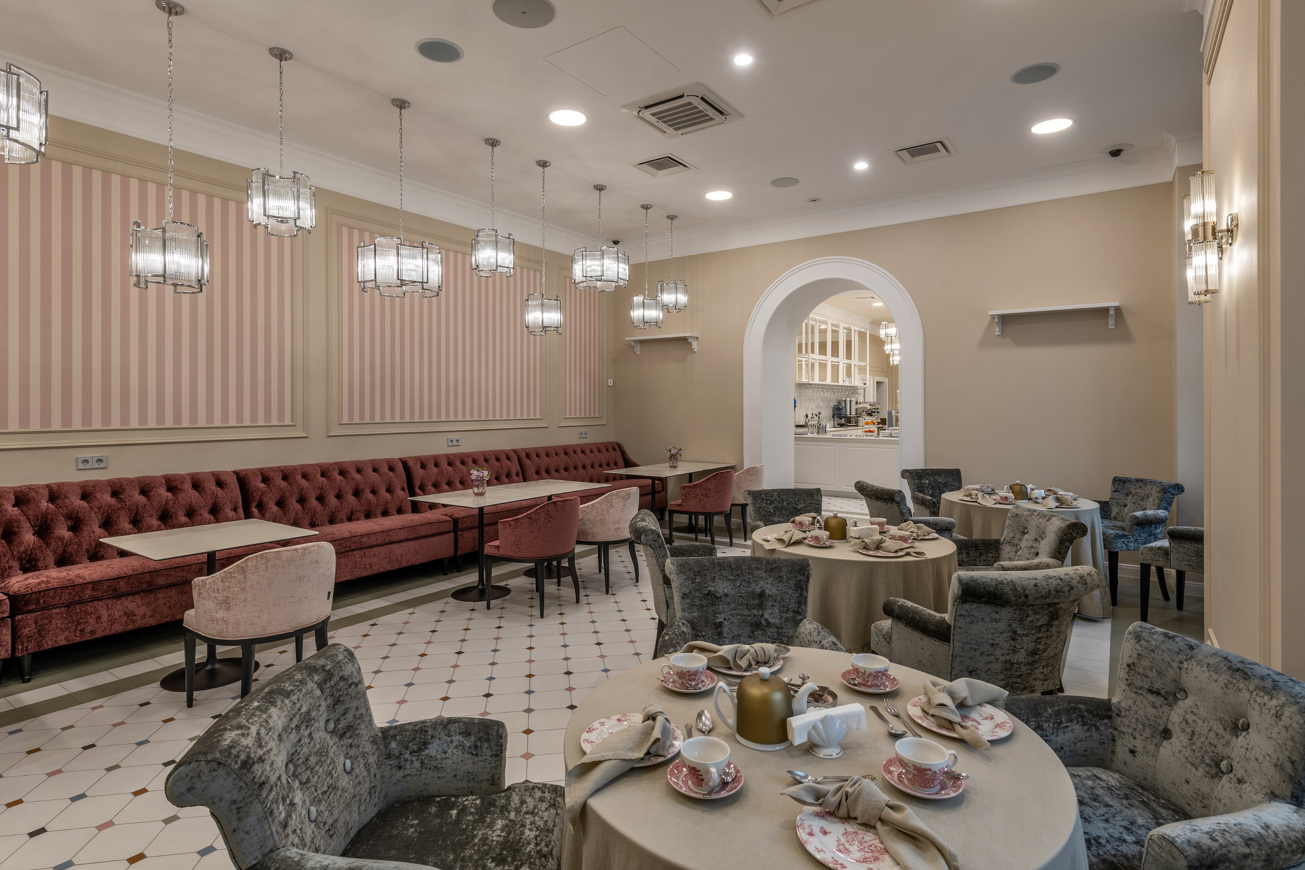 Отель «Ласточка» 5*. Фотосъёмка интерьеров и архитектуры гостиниц, промышленная съёмка